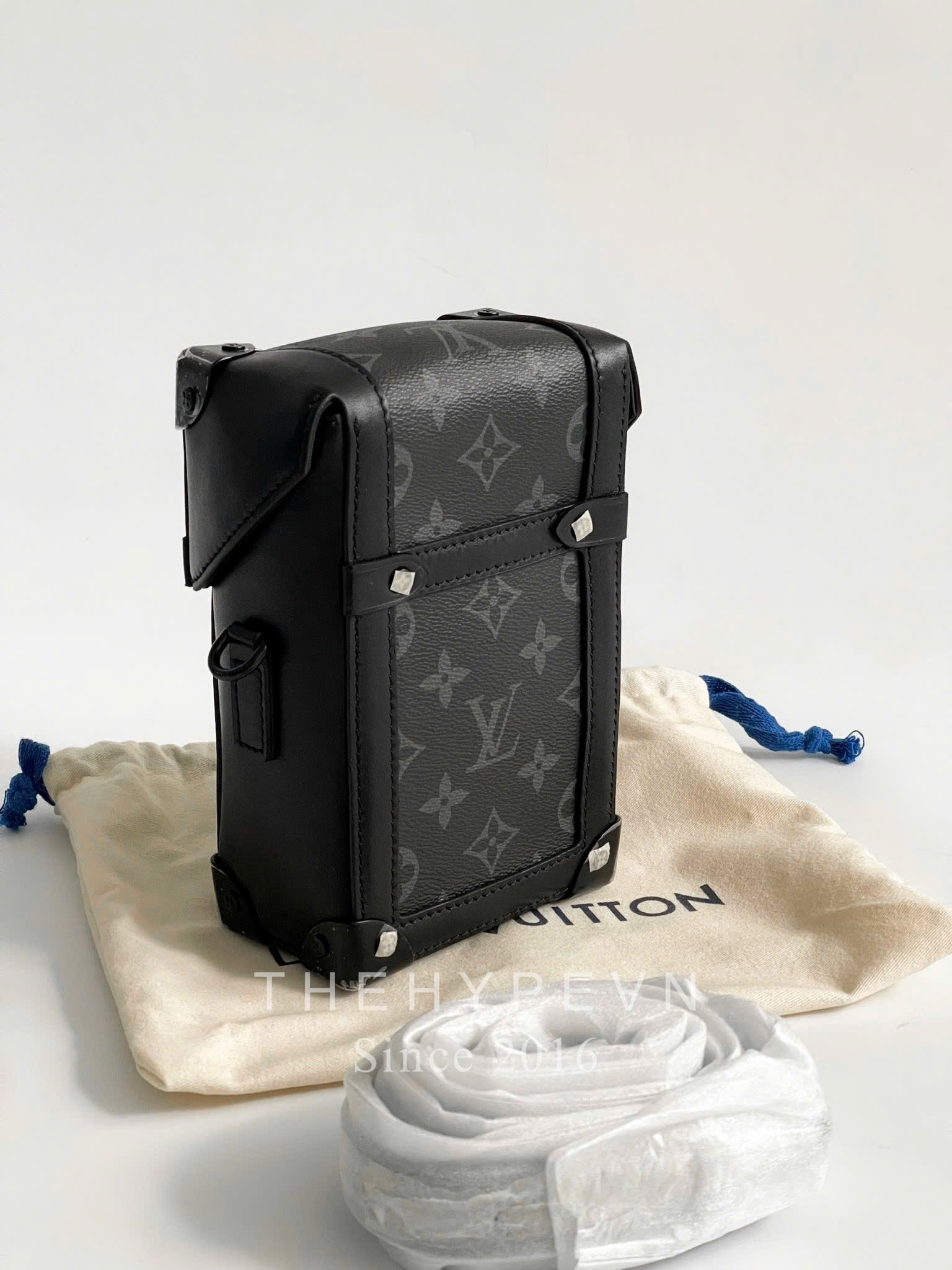 Túi Louis Vuitton Verticle Trunk (Black) [Mirror Quality]