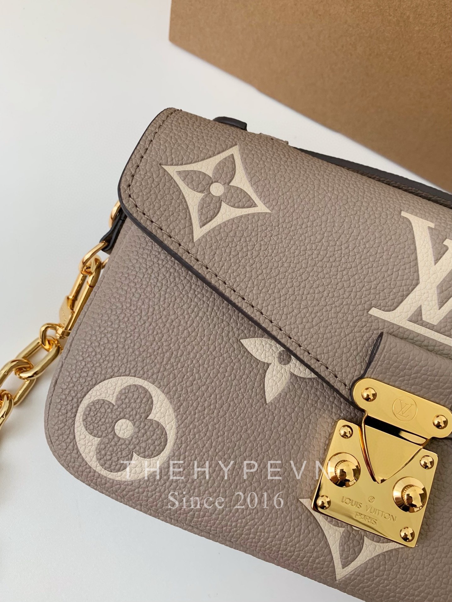 LOUIS VUITTON BAG - Túi LV Pochette Métis East West (Cream) [Mirror Quality]