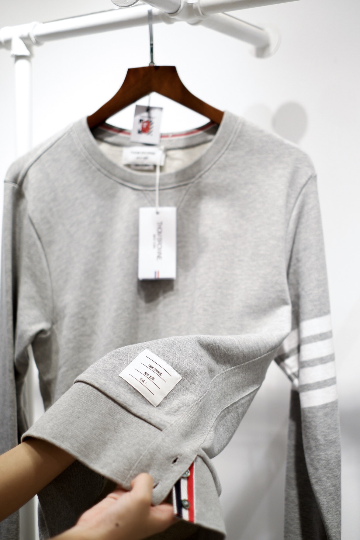 THOM BROWNE SWEATER - Áo tay dài Thom Browne (Grey) [Mirror Quality]