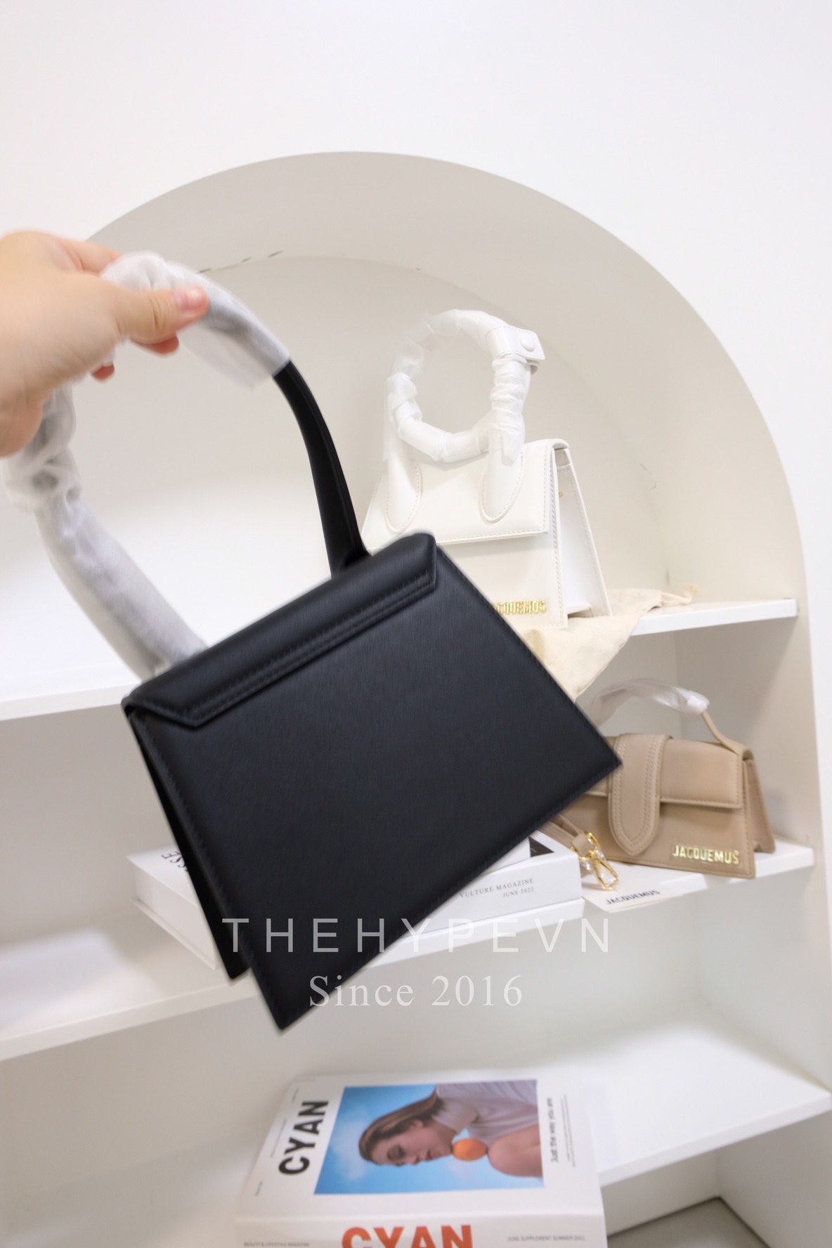 JACQUEMUS BAG - Túi Jacquemus Le Chiquito moyen (Black) [Mirror Quality]
