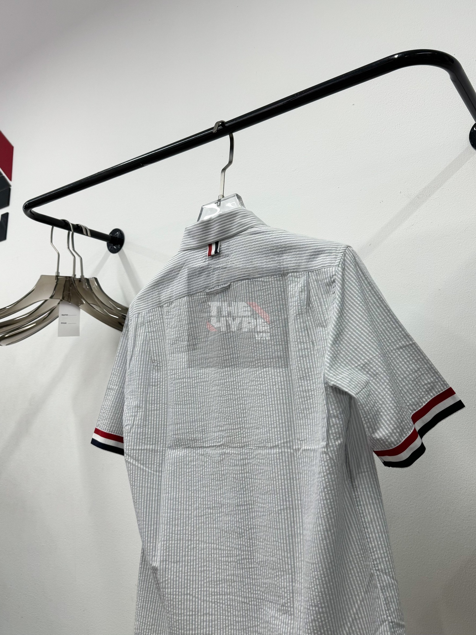 THOM BROWNE SHIRT - Áo sơ mi Thom Browne Medium Grey Cotton (Sọc tay ngắn) [Mirror Quality]