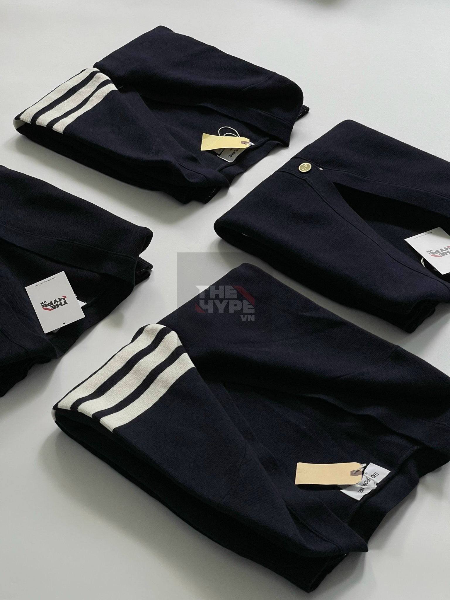 THOM BROWNE CARDIGAN - Áo khoác TB Cashmere Crewneck Pullover (Navy) [Mirror quality]