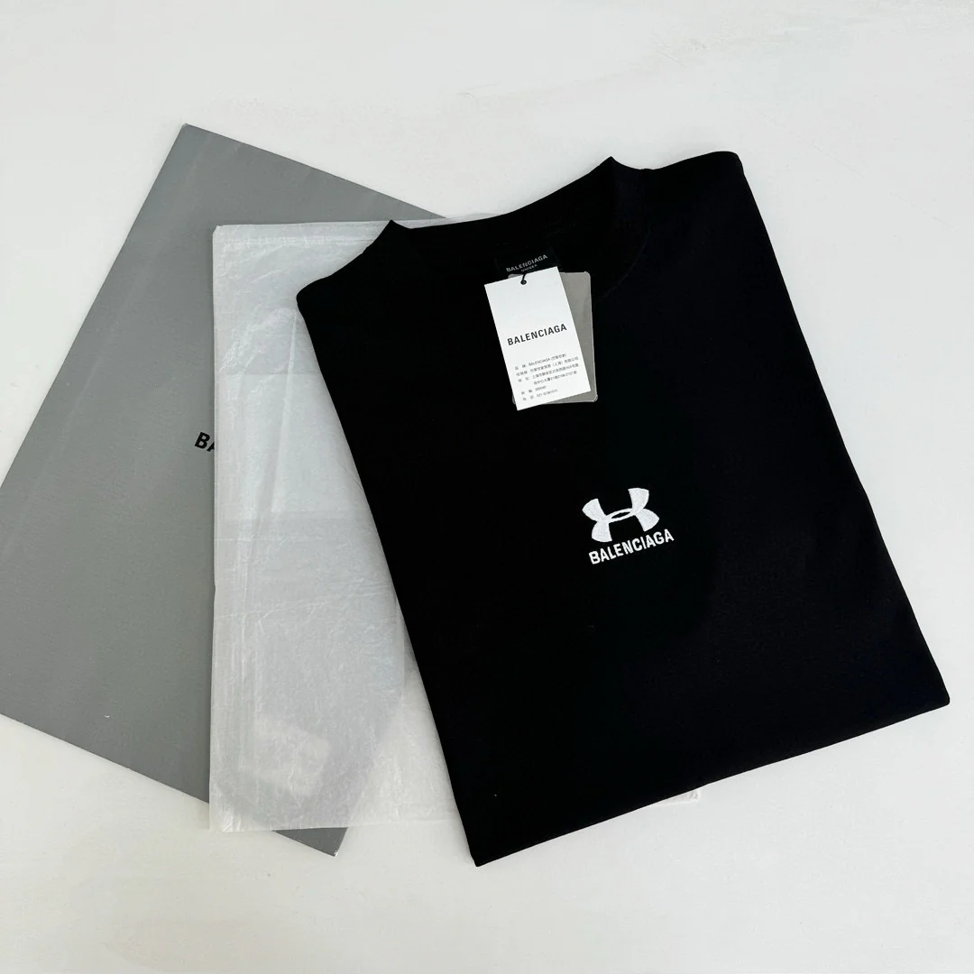 Áo Thun Balenciaga x Under Amount (Black) [Mirror Quality]