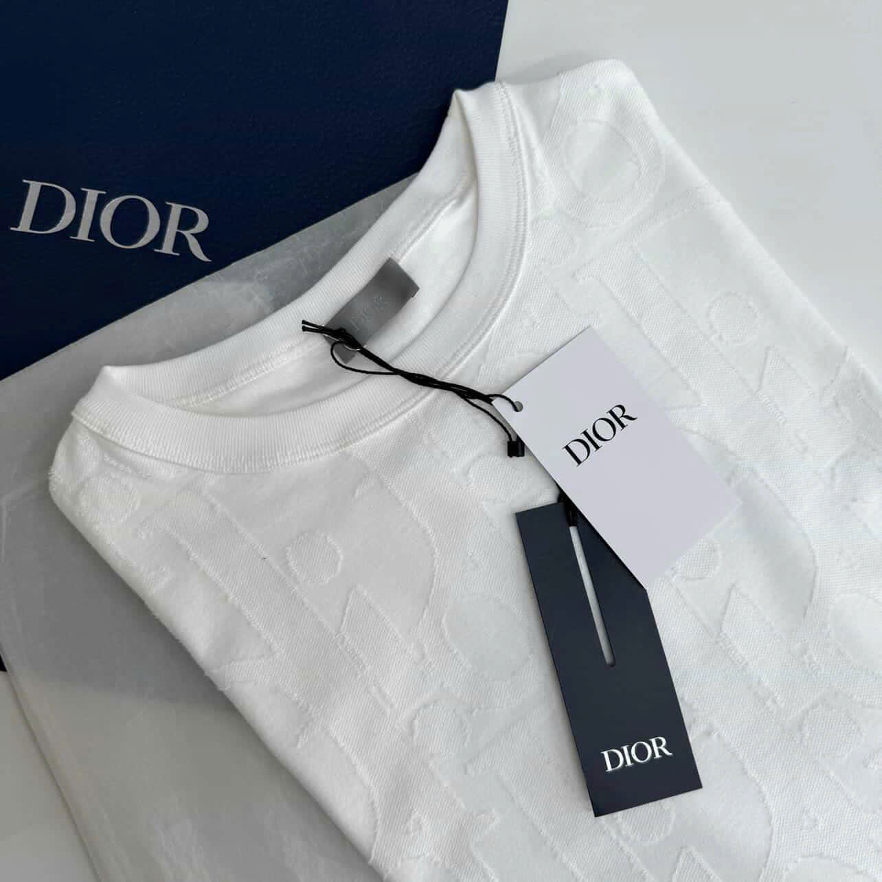 ÁO THUN DIOR (WHITE)