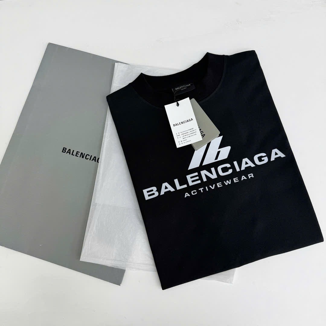 Áo Thun Balenciaga Activewear (Black) [Mirror Quality]