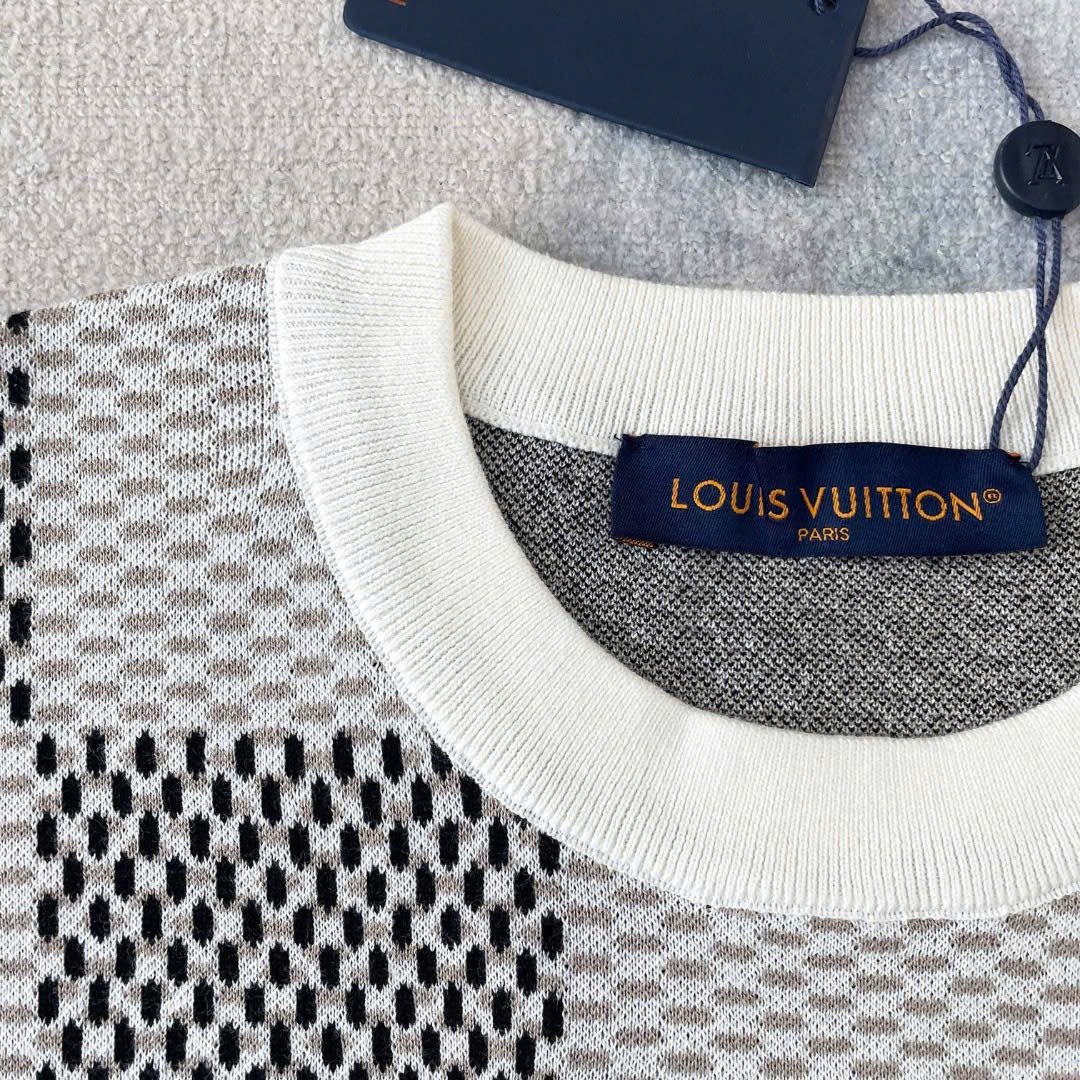 ÁO THUN LOUIS VUITTON LV DAMIER MARQUE (BLACK WHITE)