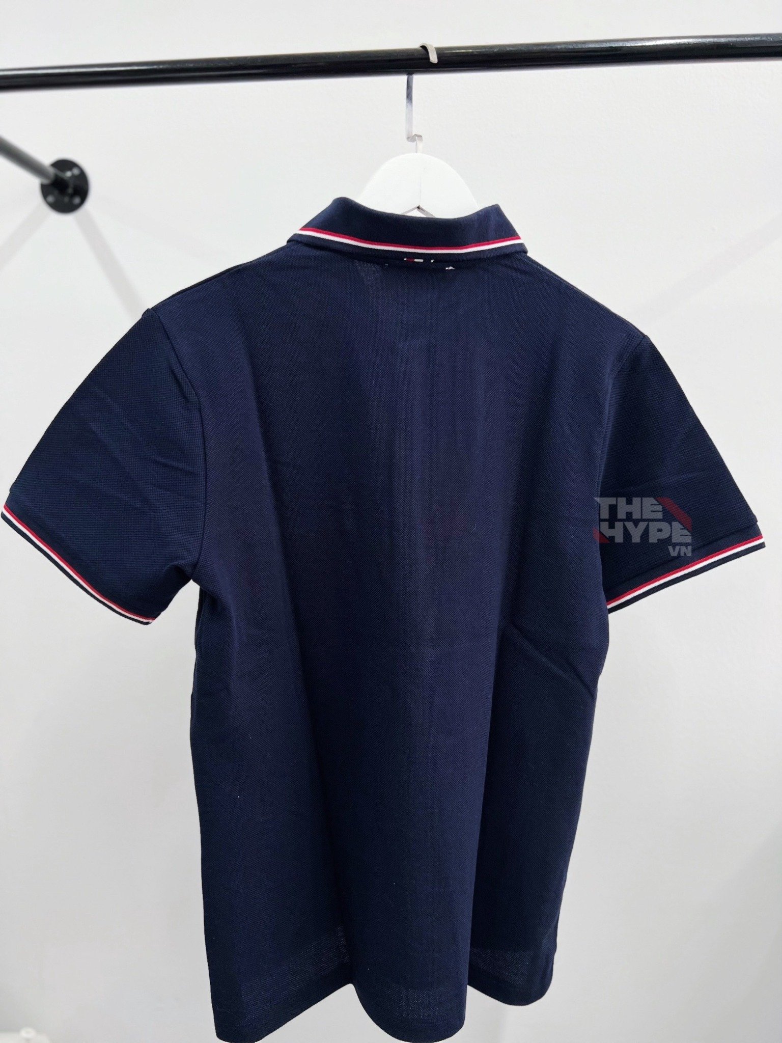 ÁO POLO THOM BROWNE TB STRIPE SLEEVE POCKET (NAVY)