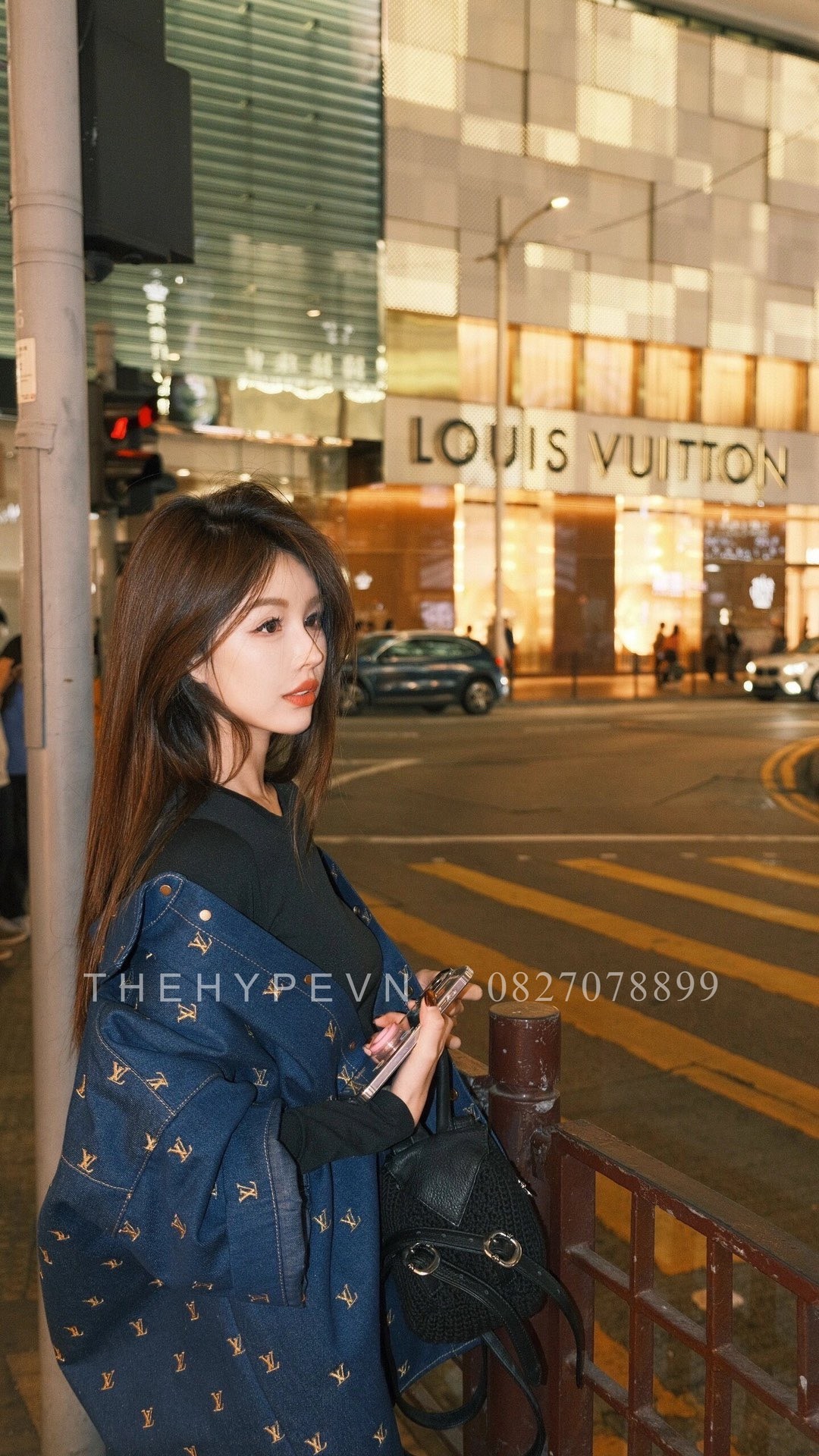 ÁO SƠ MI LOUIS VUITTON LV SIGNATURE GOLD MONOGRAM BLASON JACKET (BLUE DENIM)