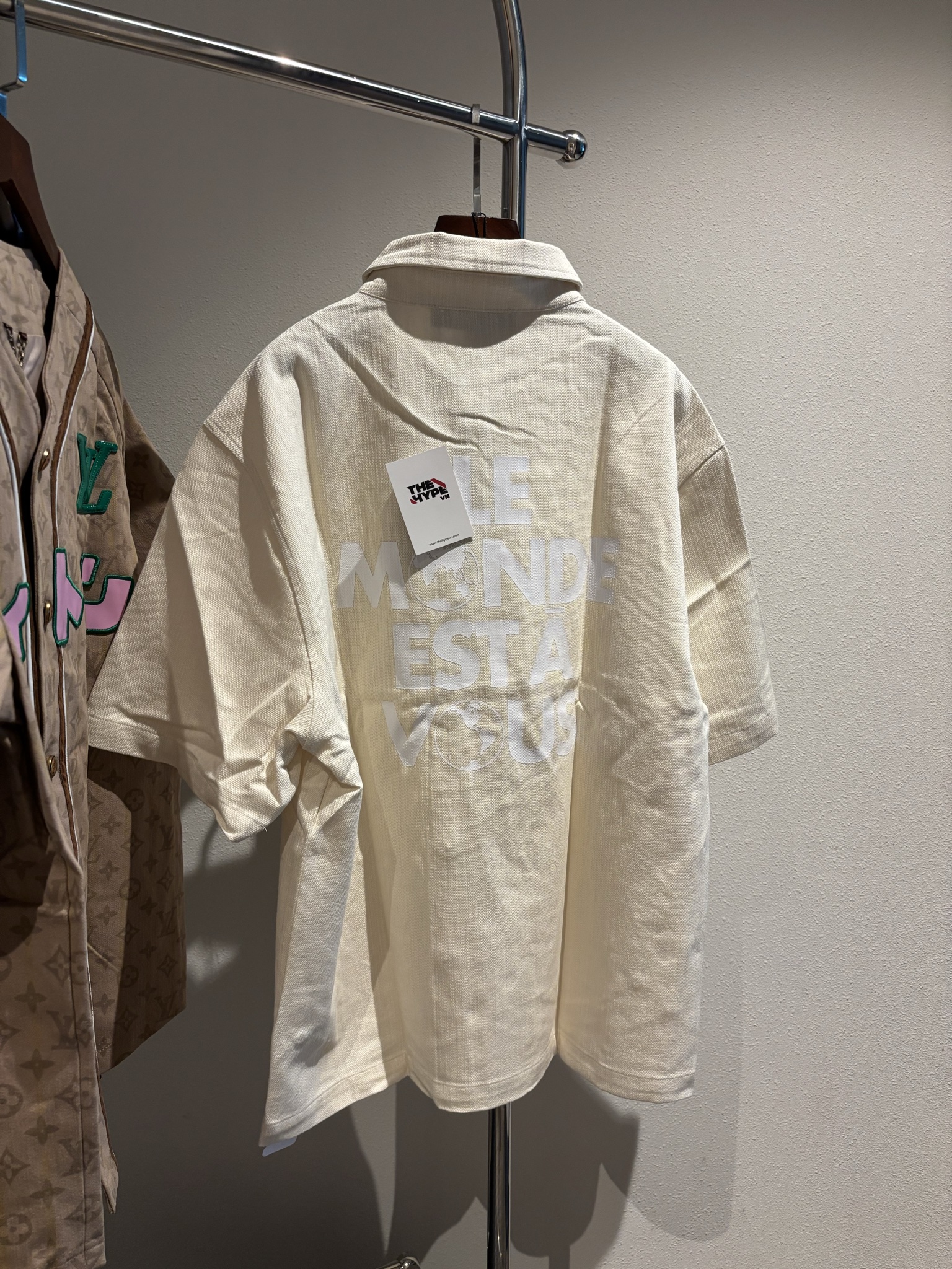 ÁO SƠ MI LOUIS VUITTON LV SILK BLEND MONDE (BEIGE)