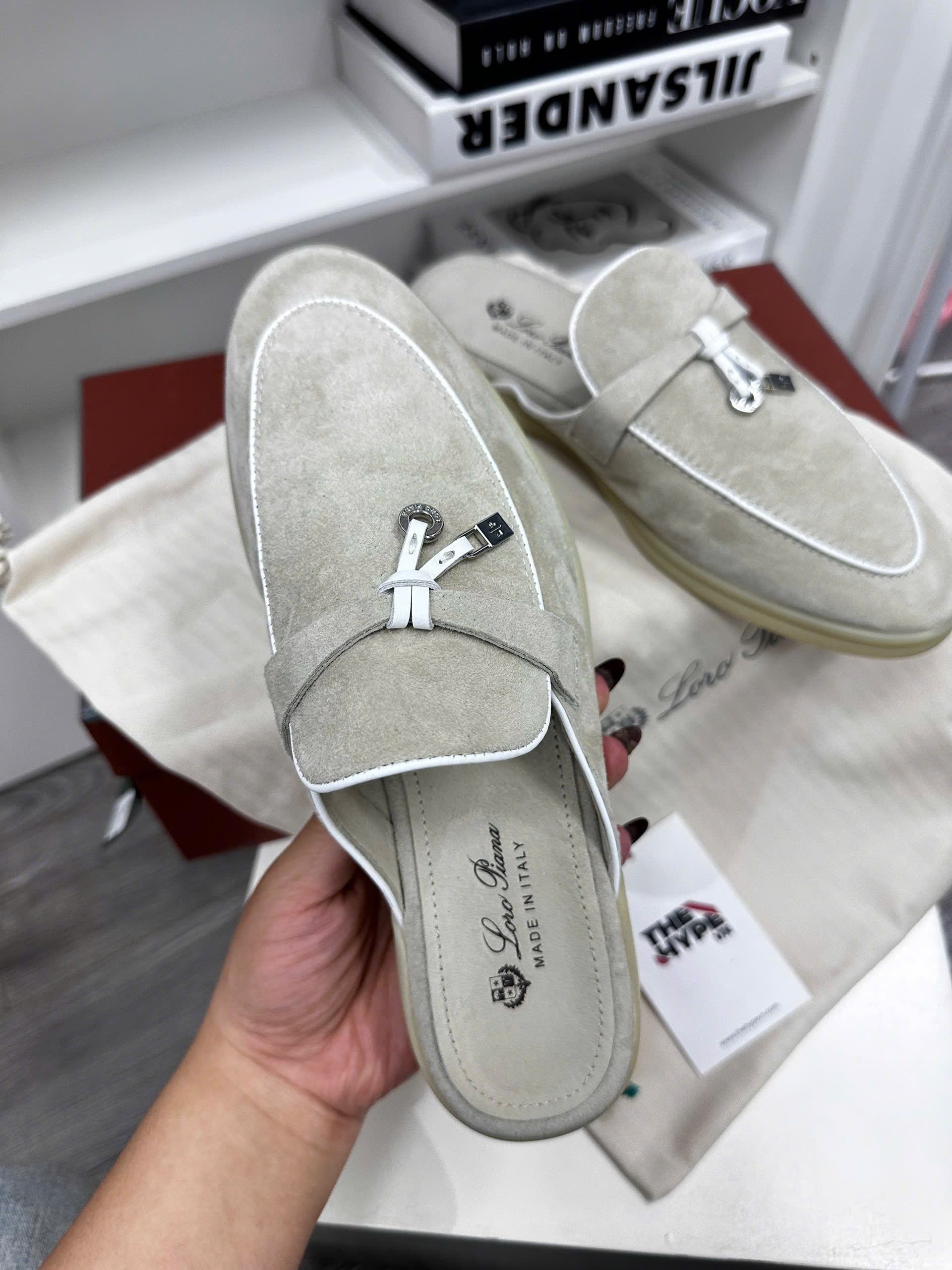 GIÀY LOAFER LORO PIANA CHARM (BEIGE)