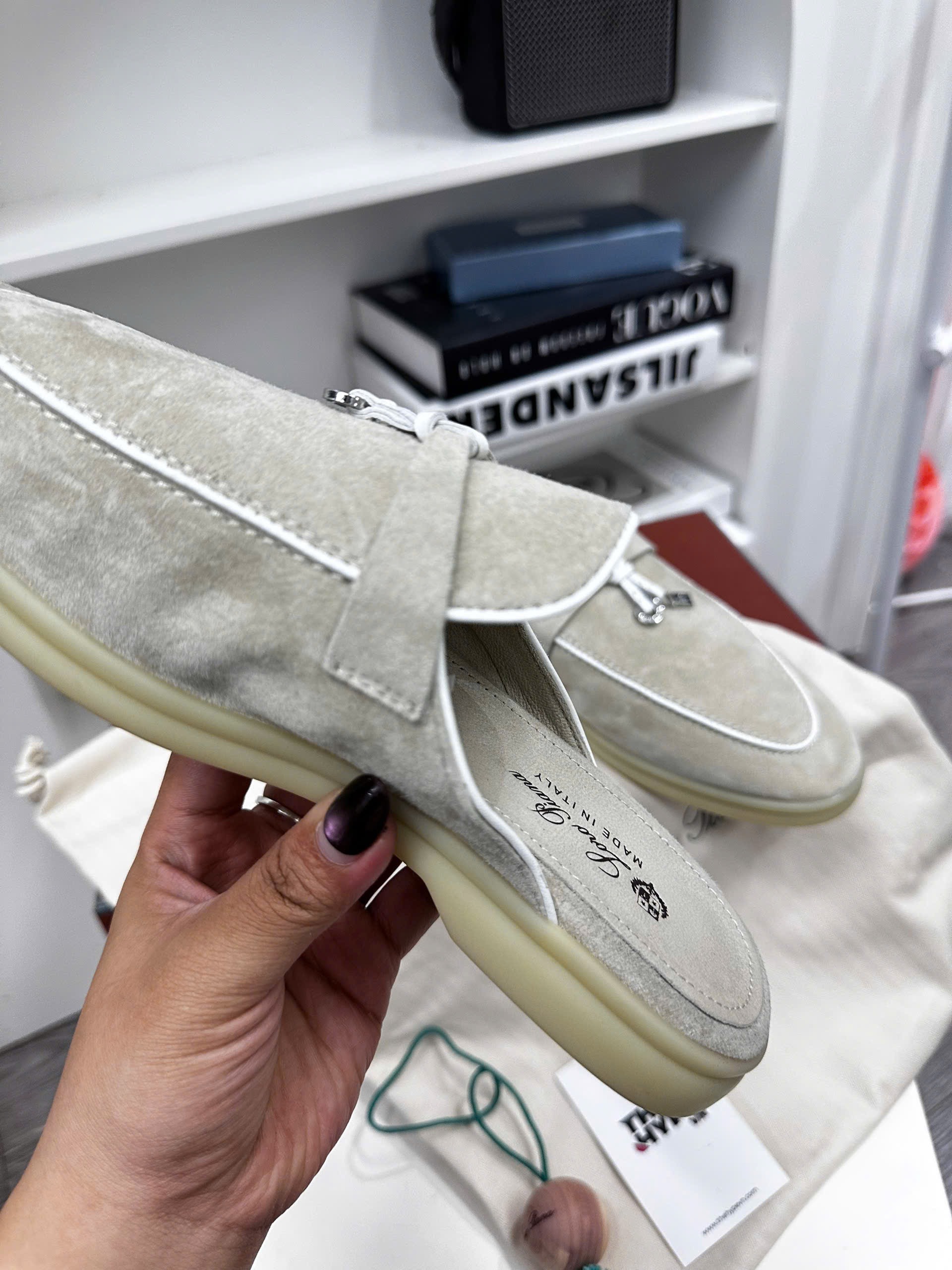 GIÀY LOAFER LORO PIANA CHARM (BEIGE)