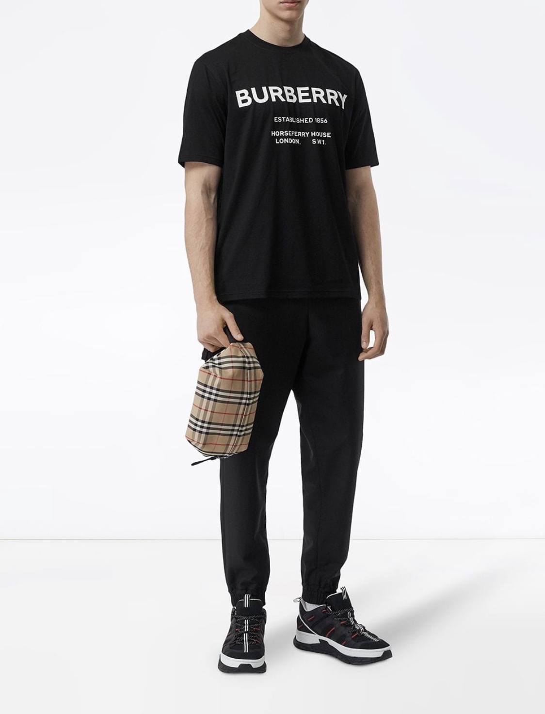 BURBERRY TEE - Áo BBR Horseferry Print Cotton (Black) [Mirror Quality]