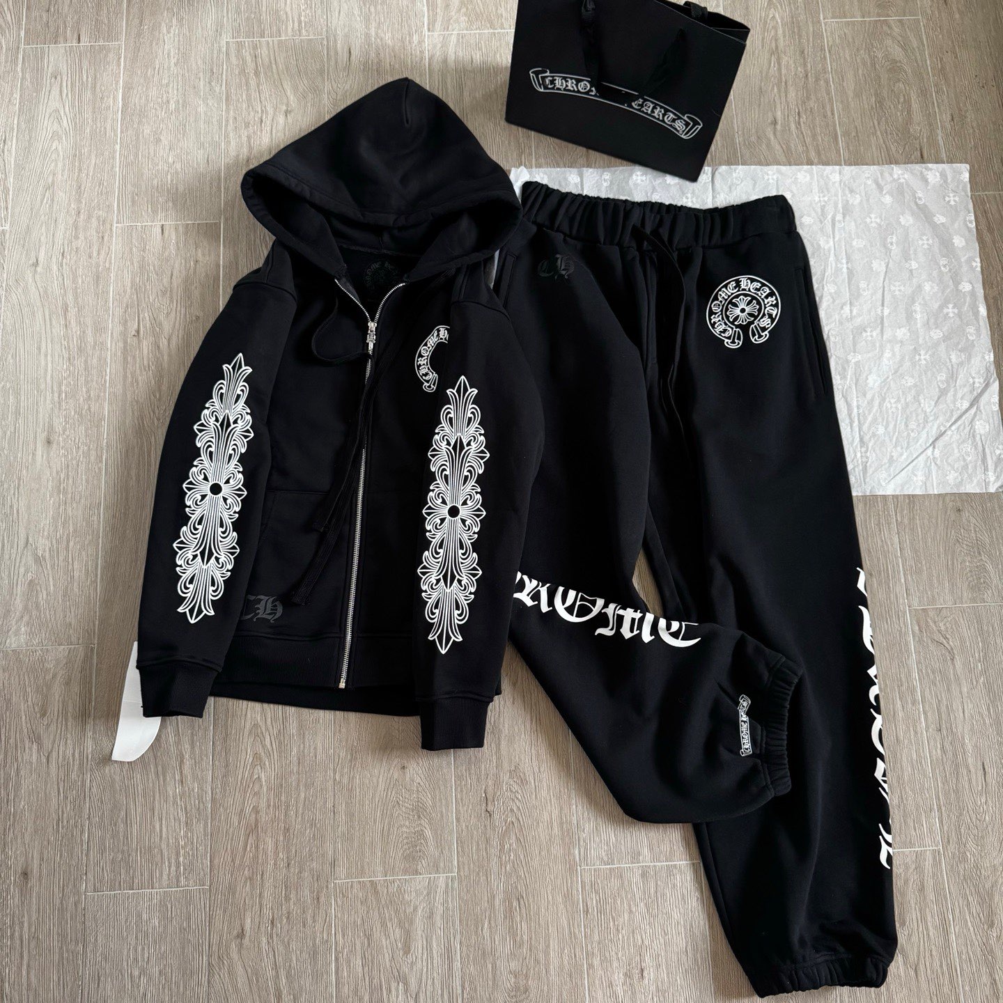 ÁO KHOÁC CHROME HEARTS ZIP