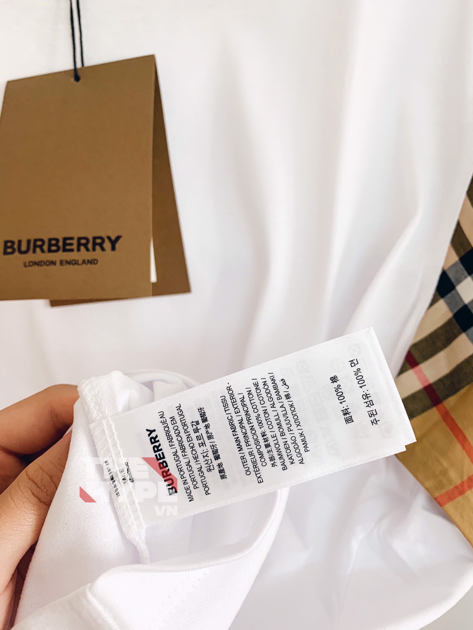 BURBERRY TEE - Áo BBR Serra (White) [Miror Quality]