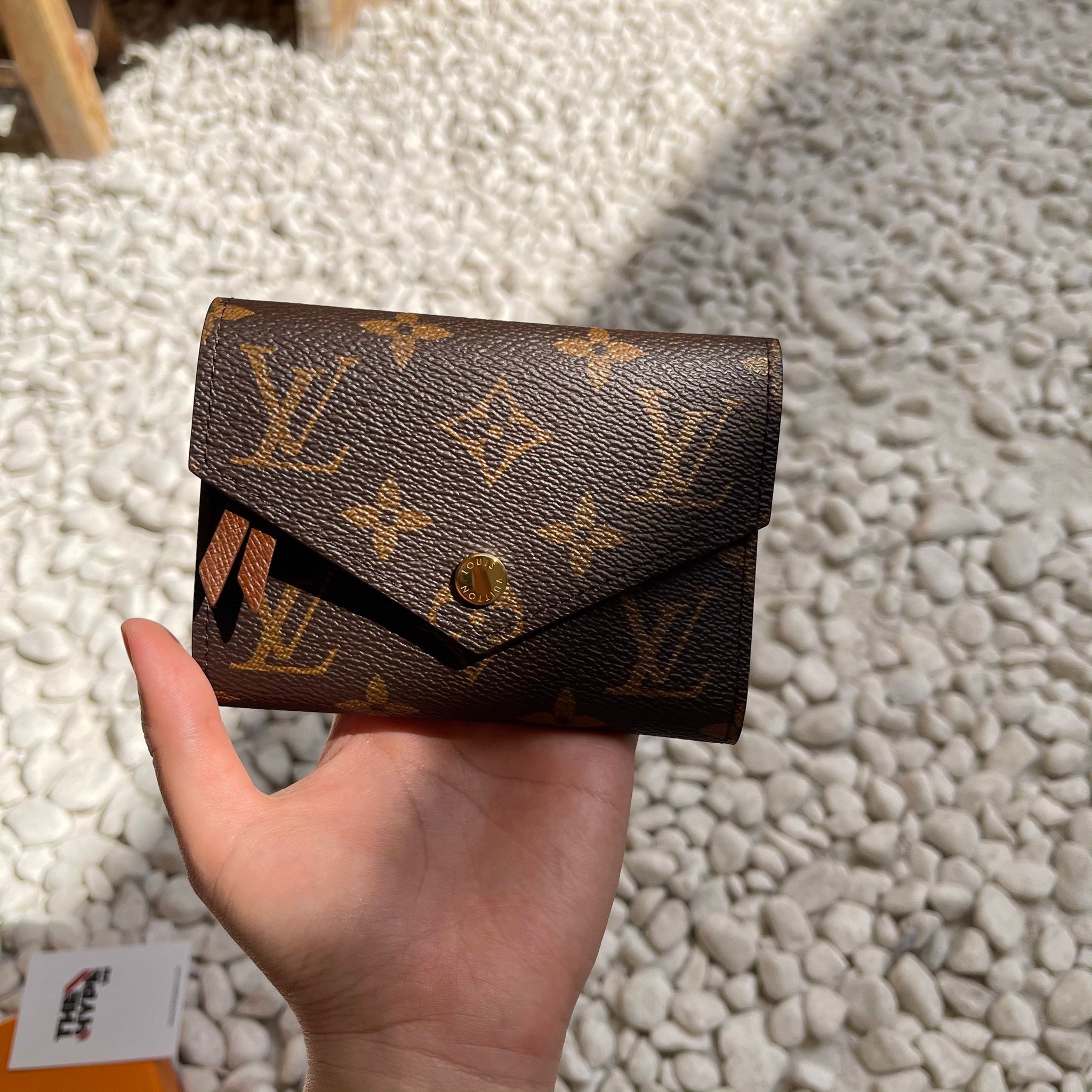 Ví đựng card Louis Vuitton VICTORINE WALLET (Brown) [Mirror Quality]
