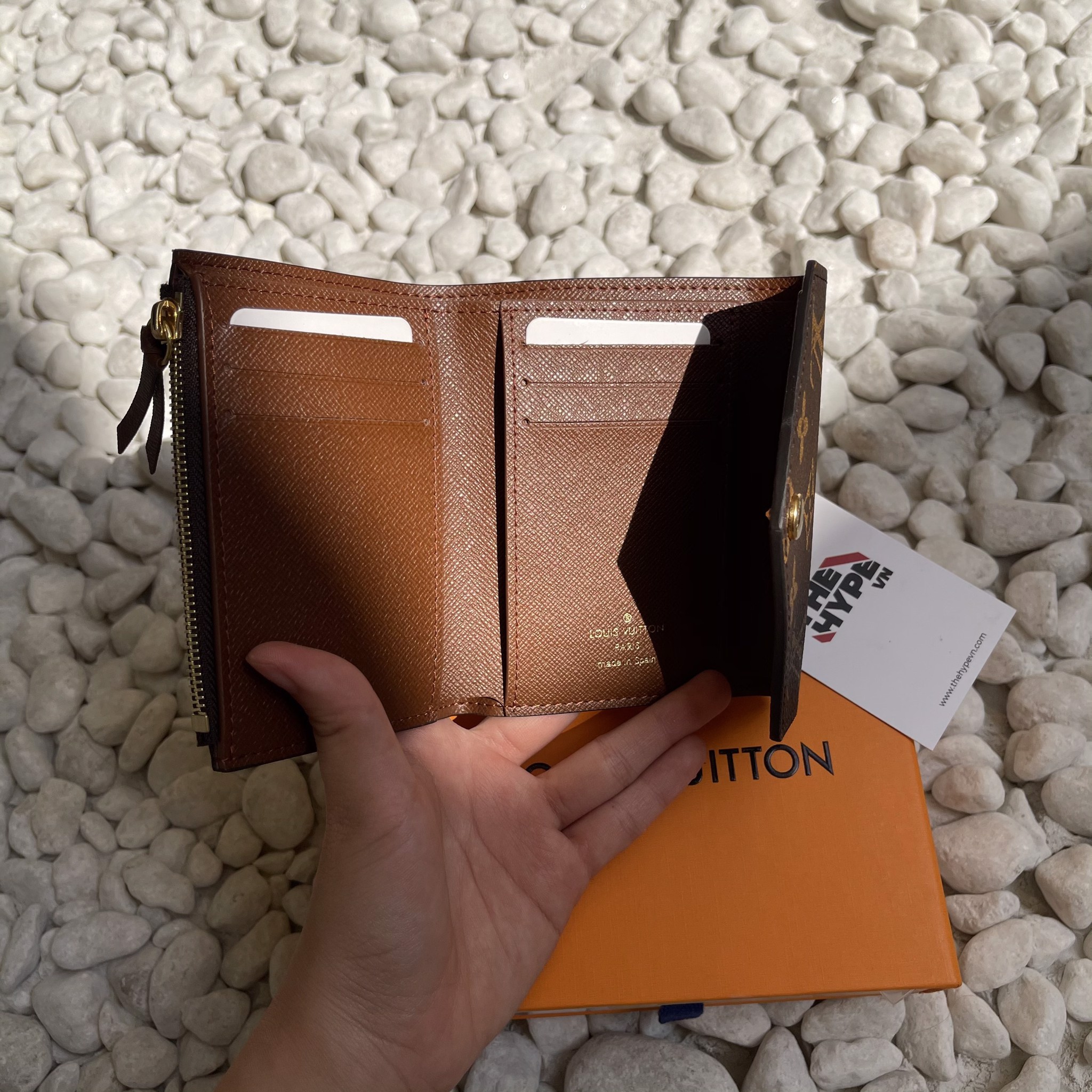 Ví đựng card Louis Vuitton VICTORINE WALLET (Brown) [Mirror Quality]