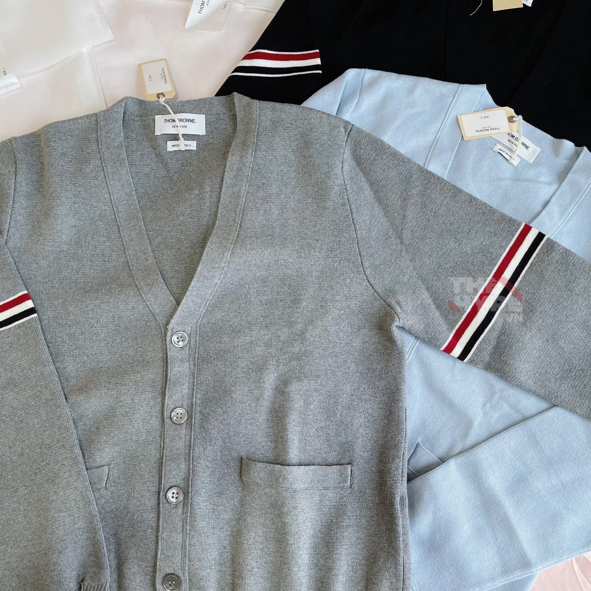 THOM BROWNE CARDIGAN - Áo khoác TB Milano Stitch Stripe Armband (Grey) [Mirror quality]