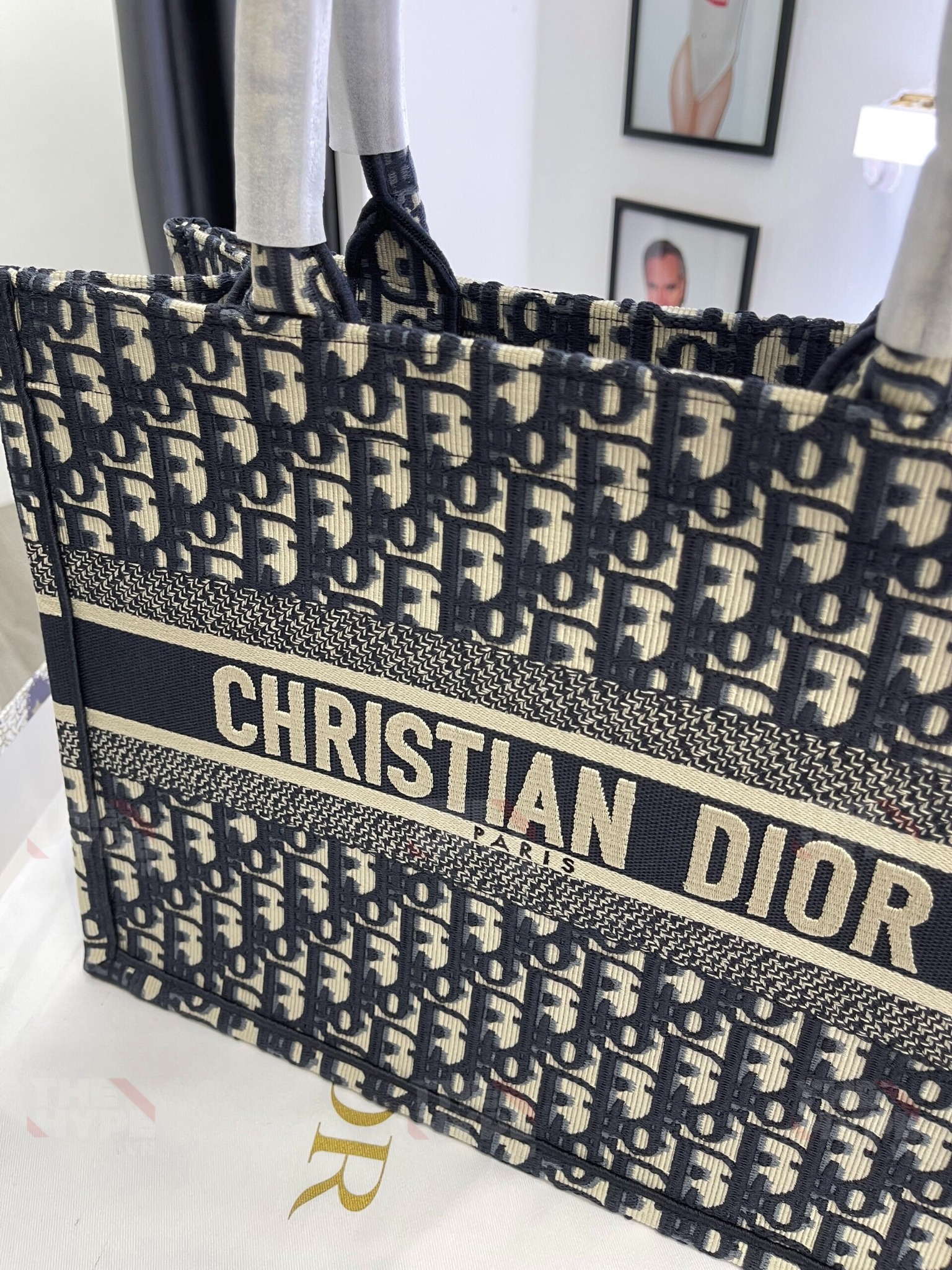 DIOR BAG - Túi Dior Small Oblique Embroidery Tote (Black) [Mirror Quality]