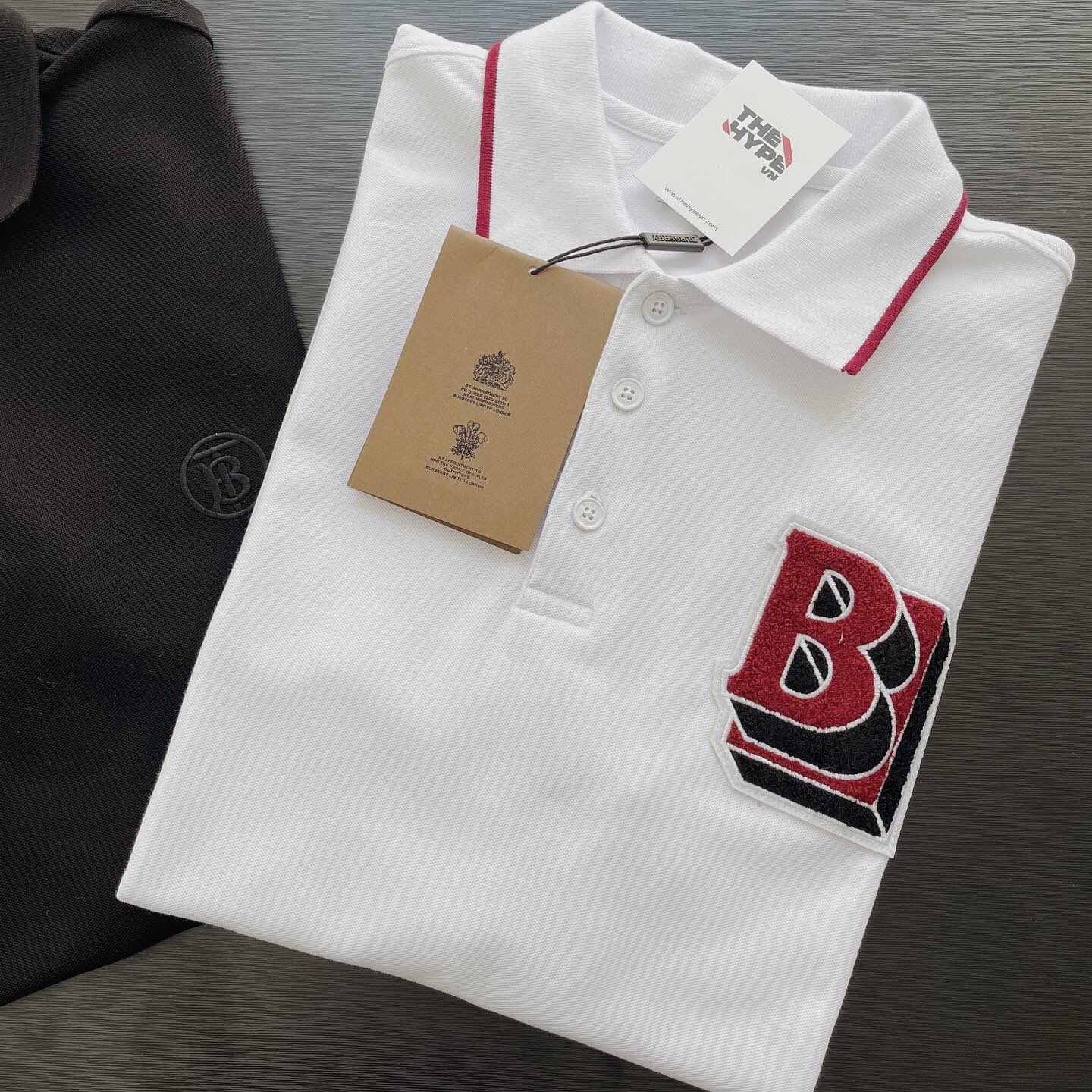 Áo Polo Burberry Letter Graphic Cotton Oversized (White) [Mirror Quality]