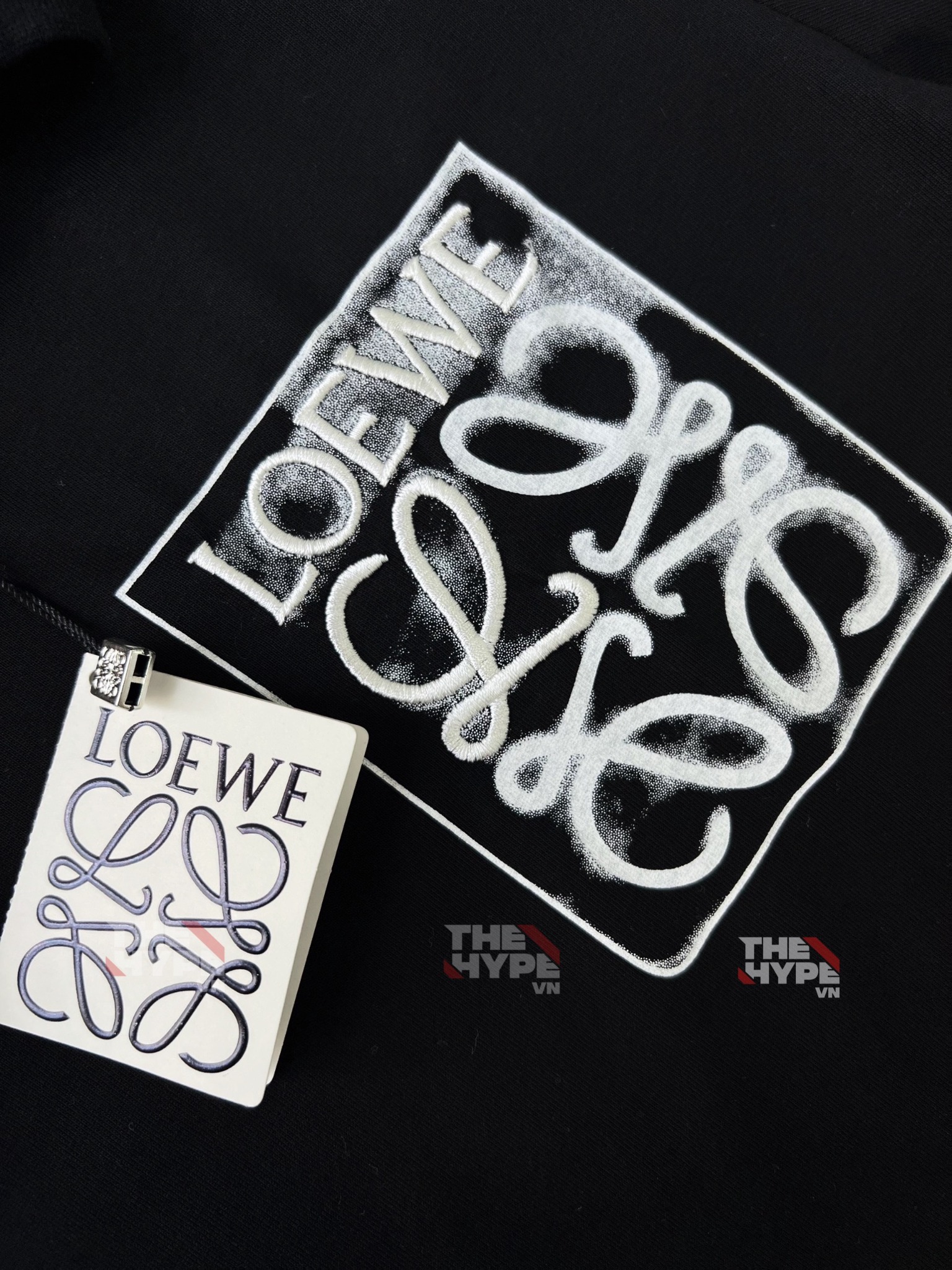 Áo Thun Loewe Anagram (Black) [Mirror Quality]