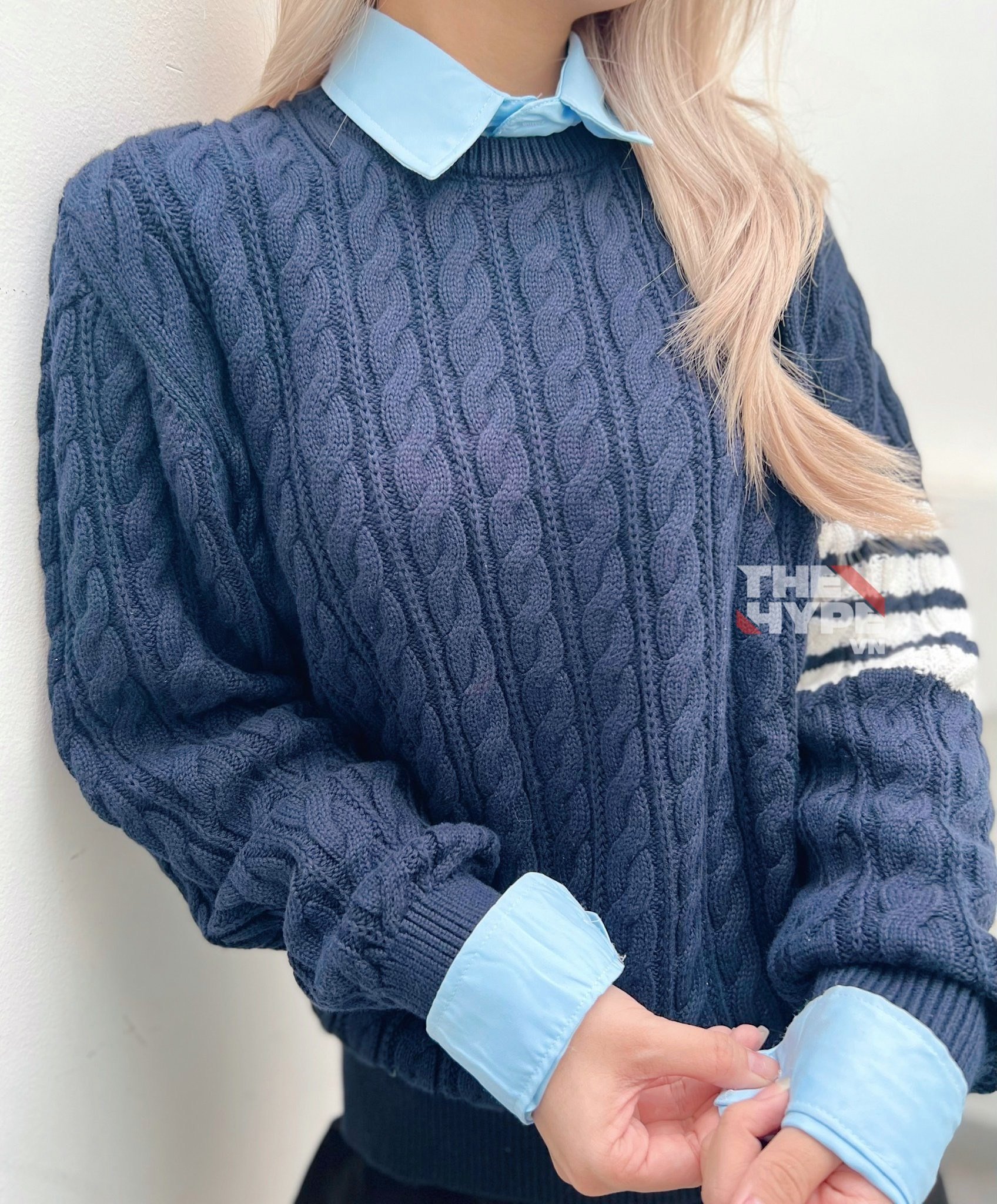 THOM BROWNE SWEATER - Áo TB 4-bar Cable Knit (Navy) [Mirror quality]