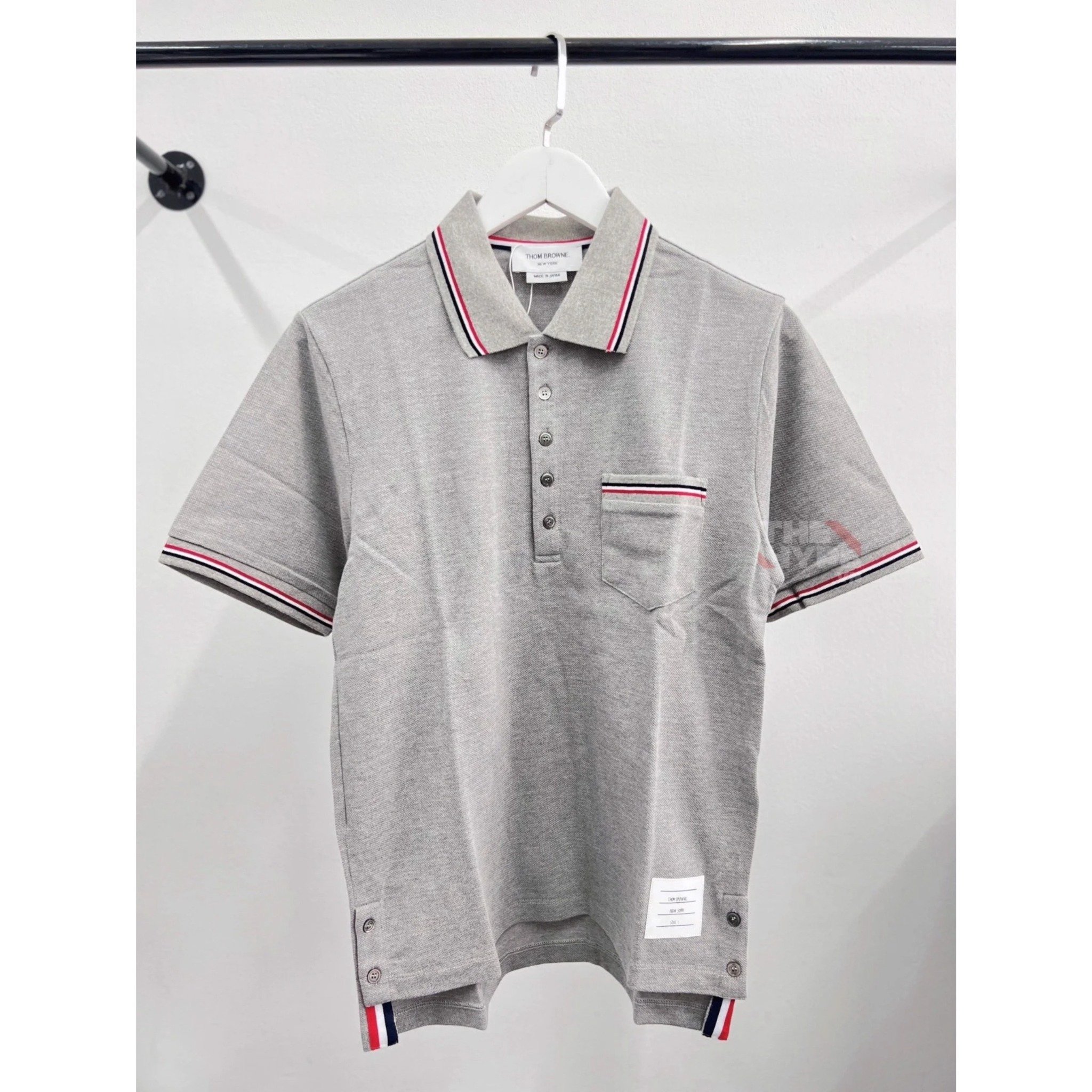 Áo Polo Thom Browne Stripe Sleeve Pocket(Grey) [Mirror Quality]