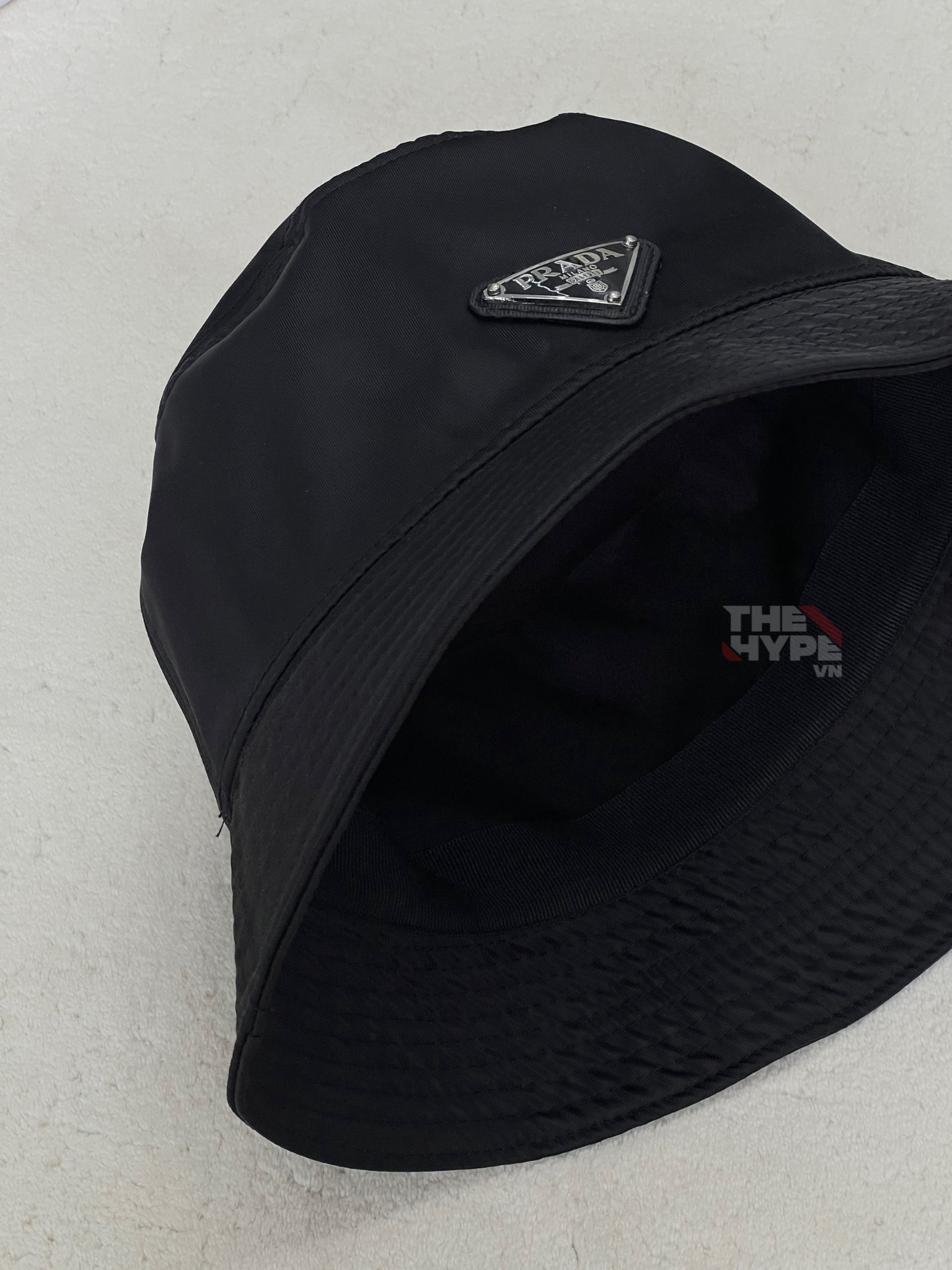 PRADA BUCKET HAT- Nón Re-Nylon Bucket Hat [Mirror Quality]