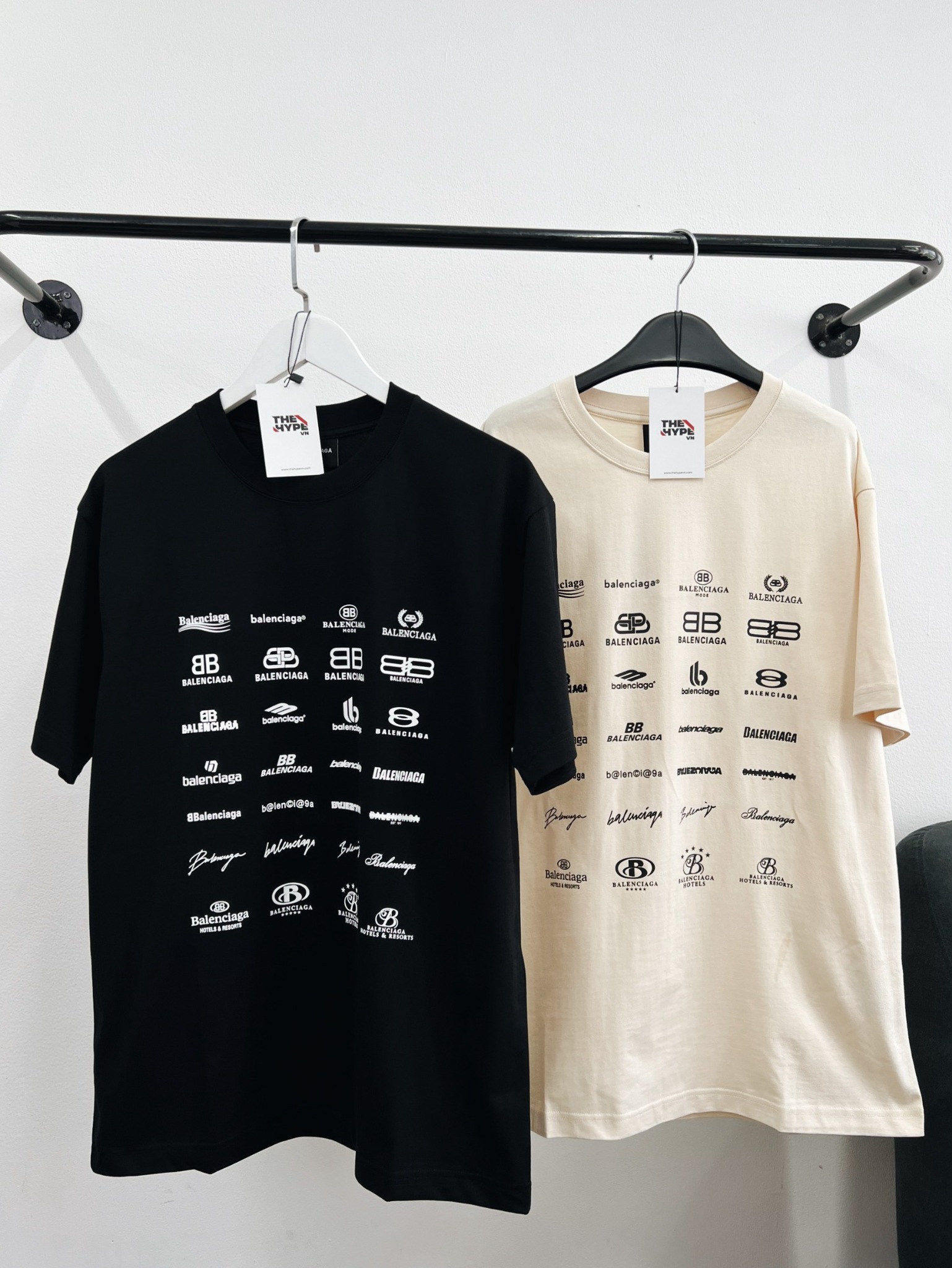 BALENCIAGA TEE - Áo BLCG MultiLogo Archives (Black) [MIRROR QUALITY]