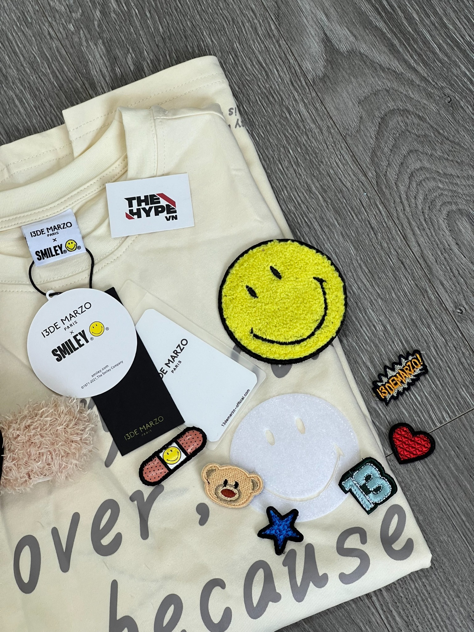 13DE MARZO TEE - Áo Thun 13De Palda Bear Velcro Patch (Cream) Best Quality