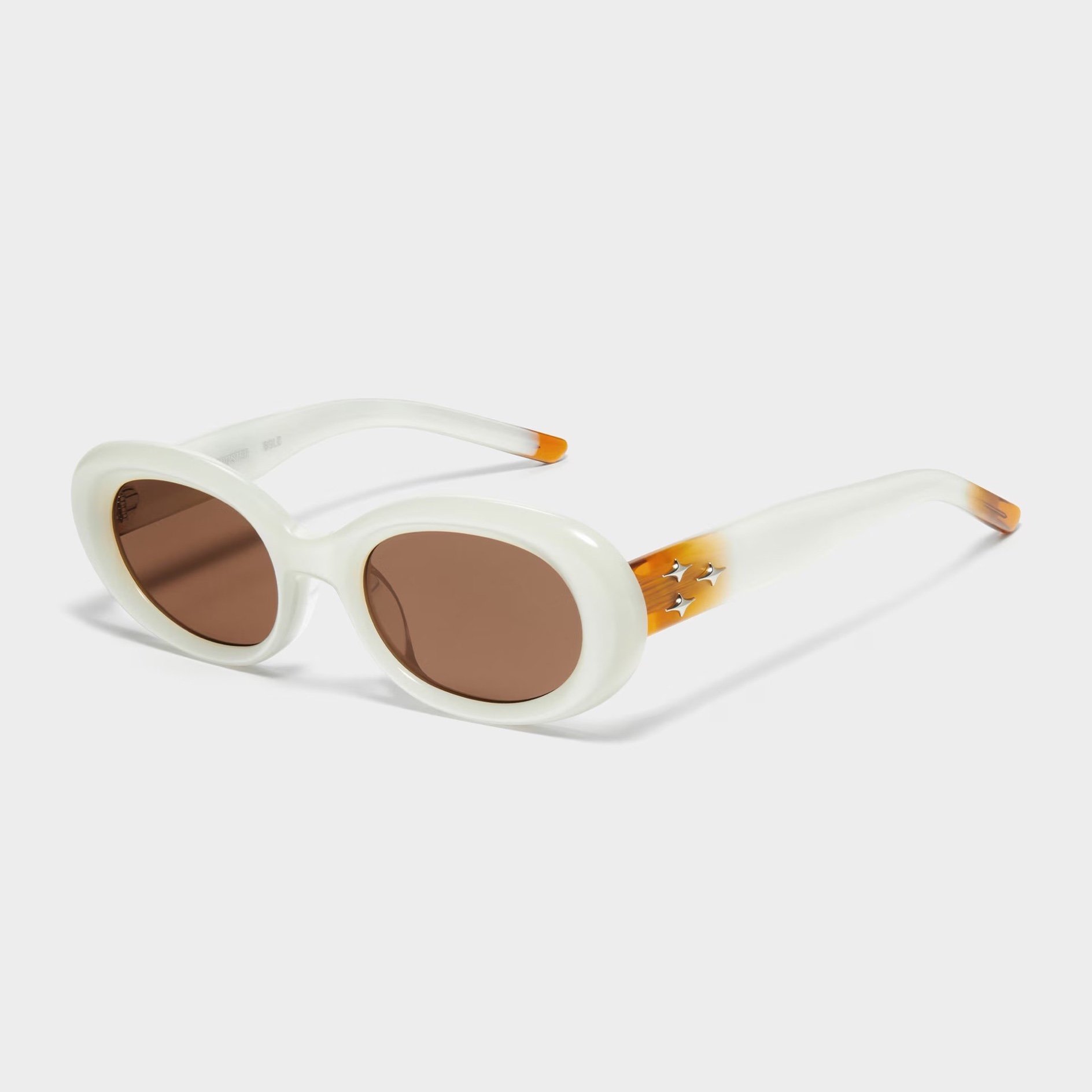 KÍNH GENTLE GM BOLD EVE (WHITE)