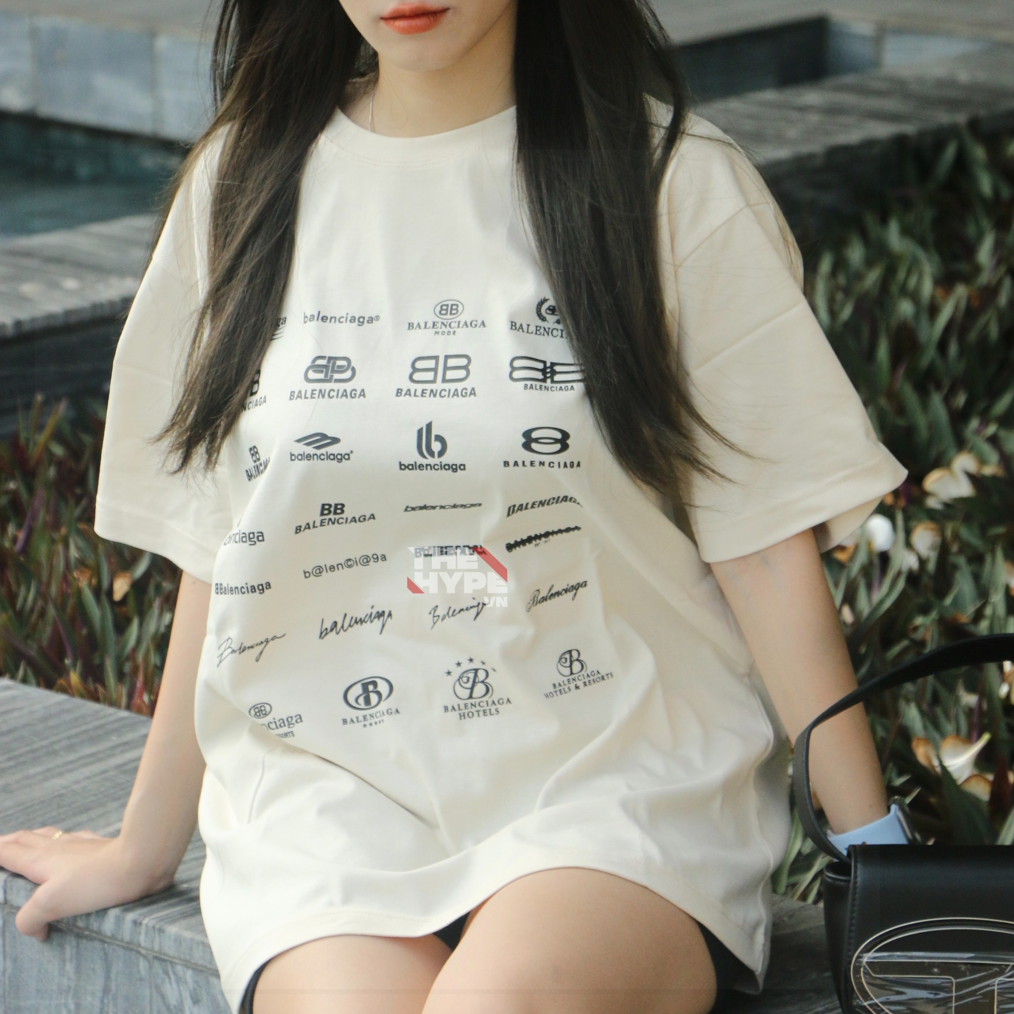 BALENCIAGA TEE - Áo BLCG Multi Logo Archives (Cream) [MIRROR QUALITY]