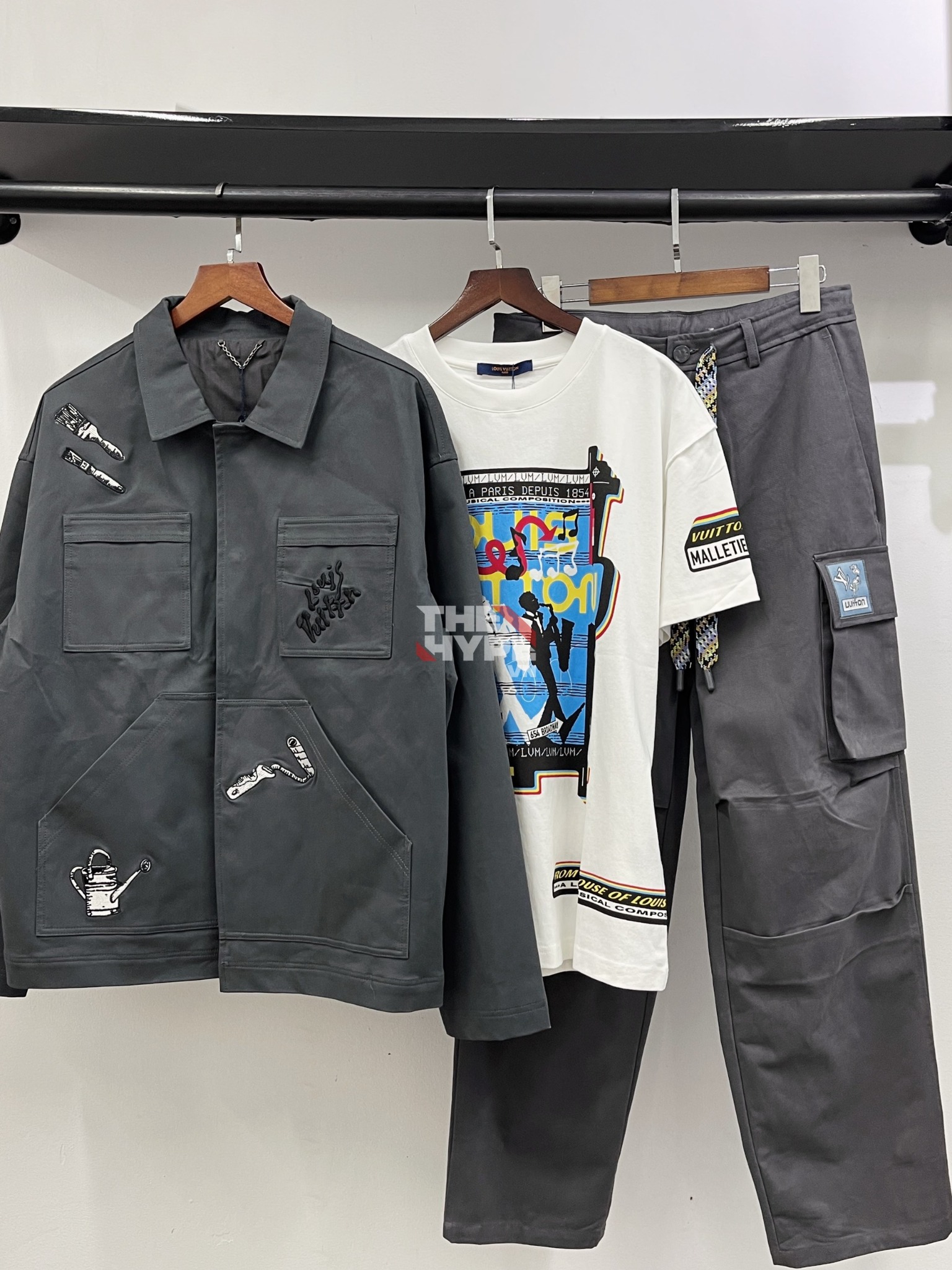 Jacket Louis Vuitton Multi-Tools Embroidery Chore (Grey) [Mirror Quality]