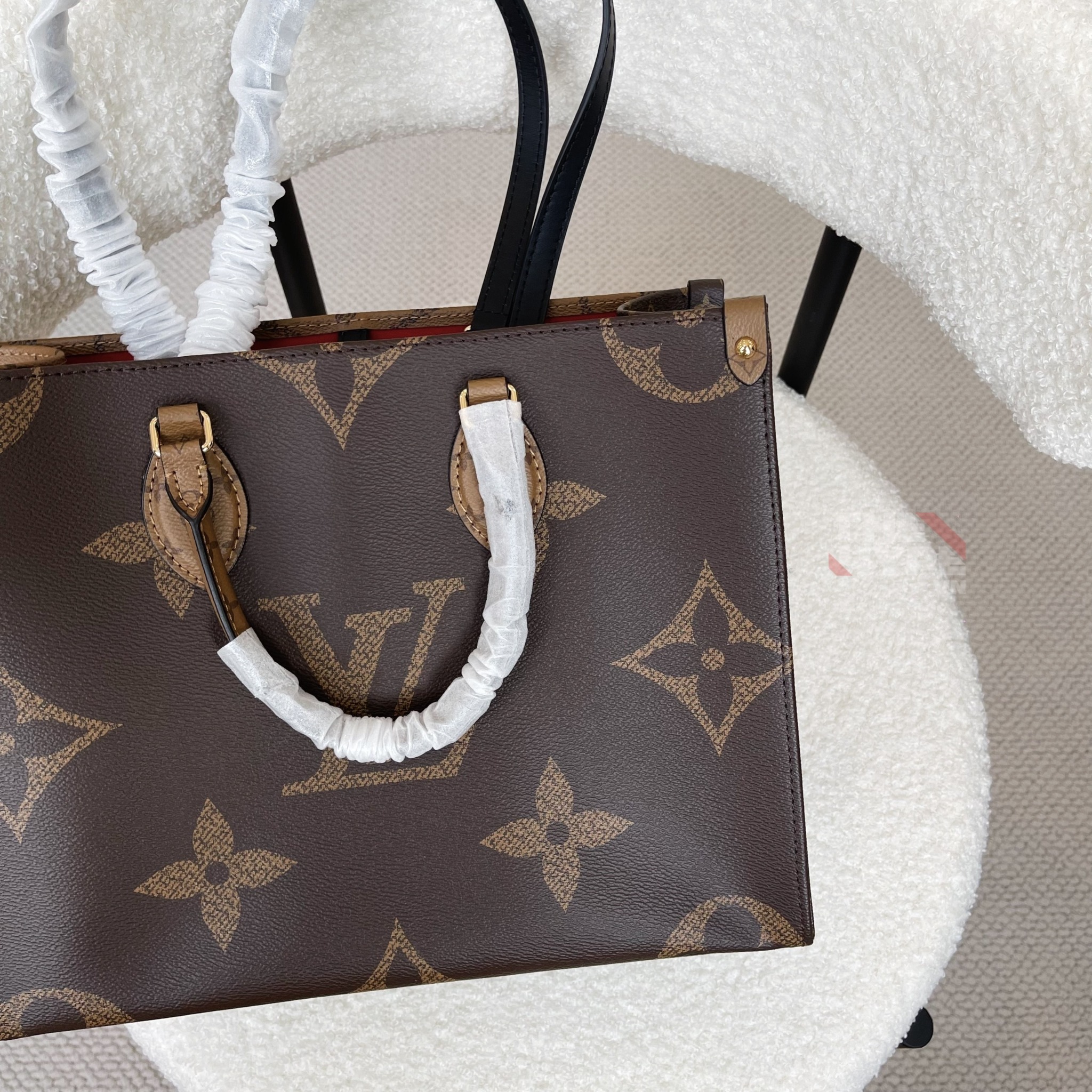 LOUIS VUITTON BAG - Túi Ví LV On The Go size MM [Mirror Quality]