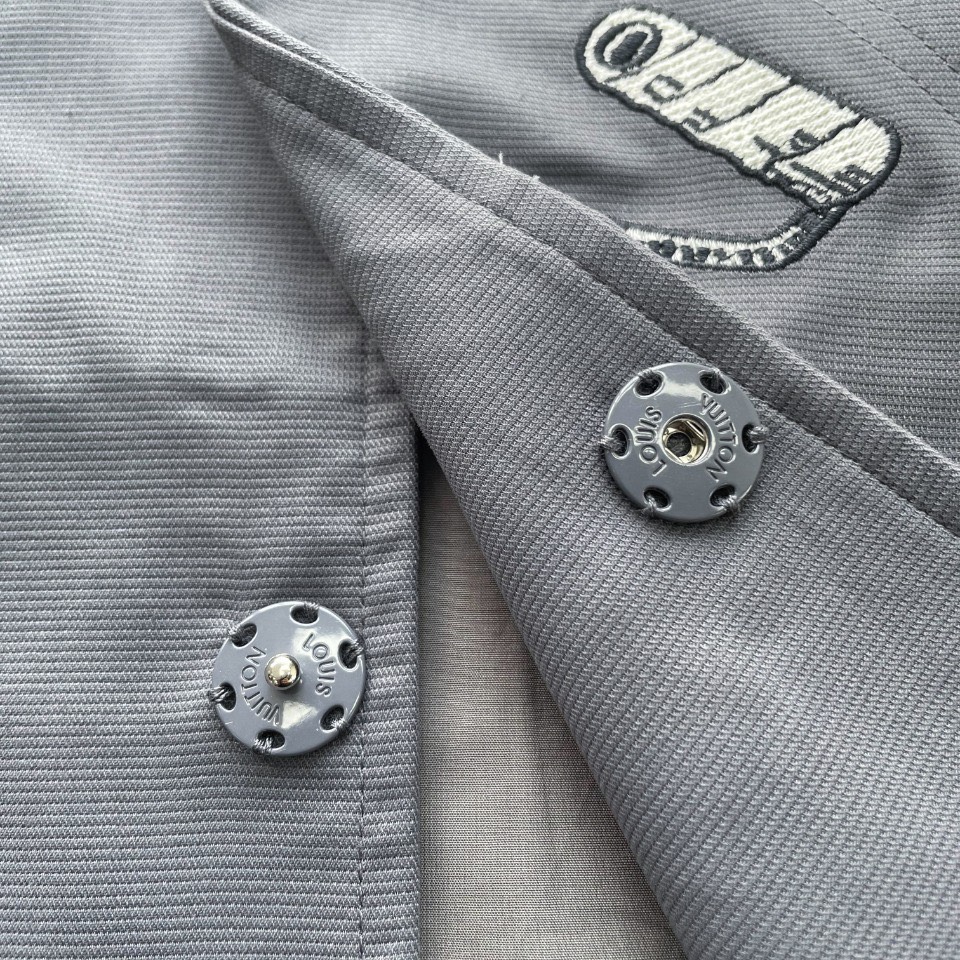 Jacket Louis Vuitton Multi-Tools Embroidery Chore (Grey) [Mirror Quality]