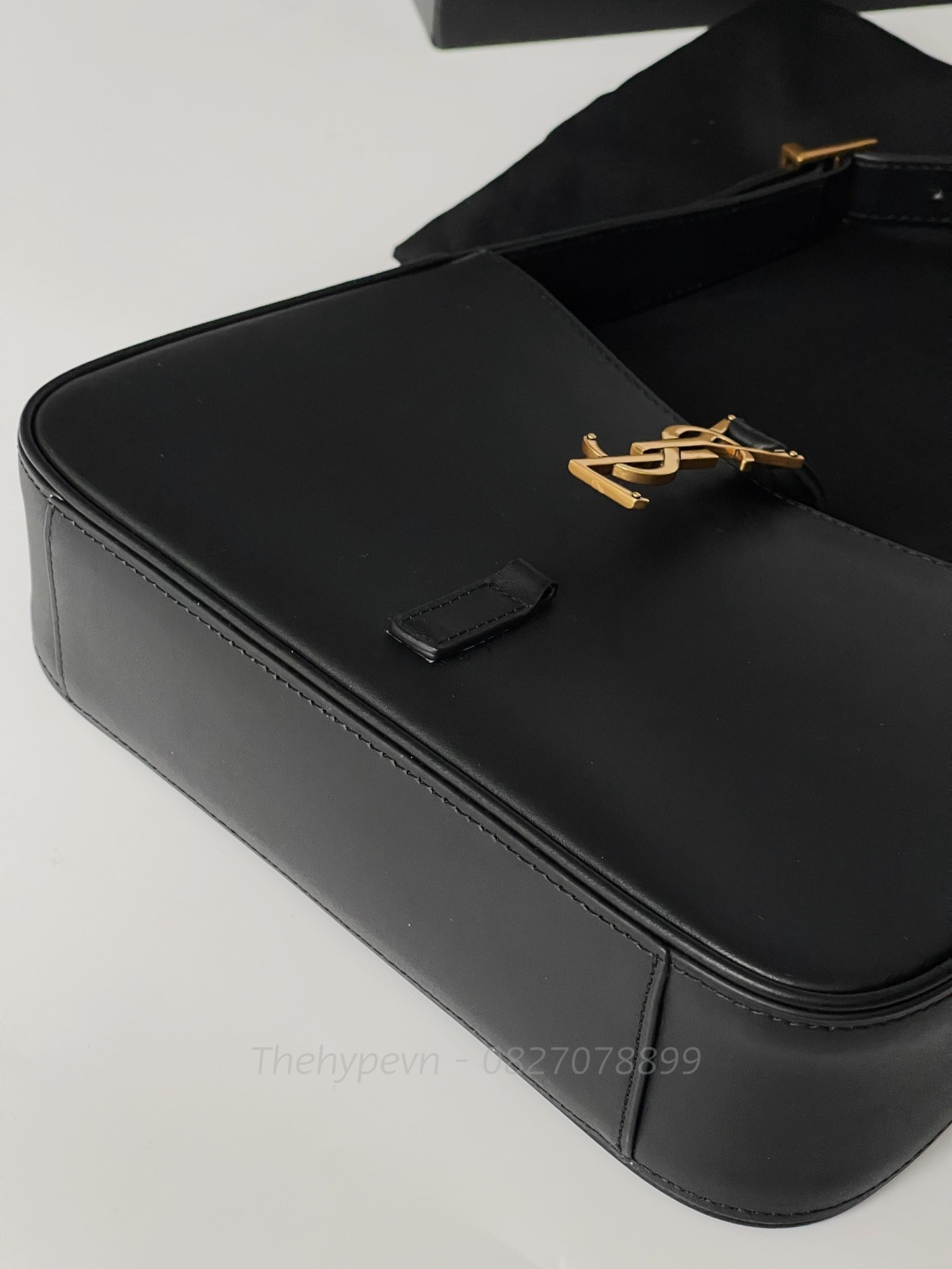 SAINT LAURENT -Túi YSL LE 7 HOBO BAG (Black) [Mirror Quality] -