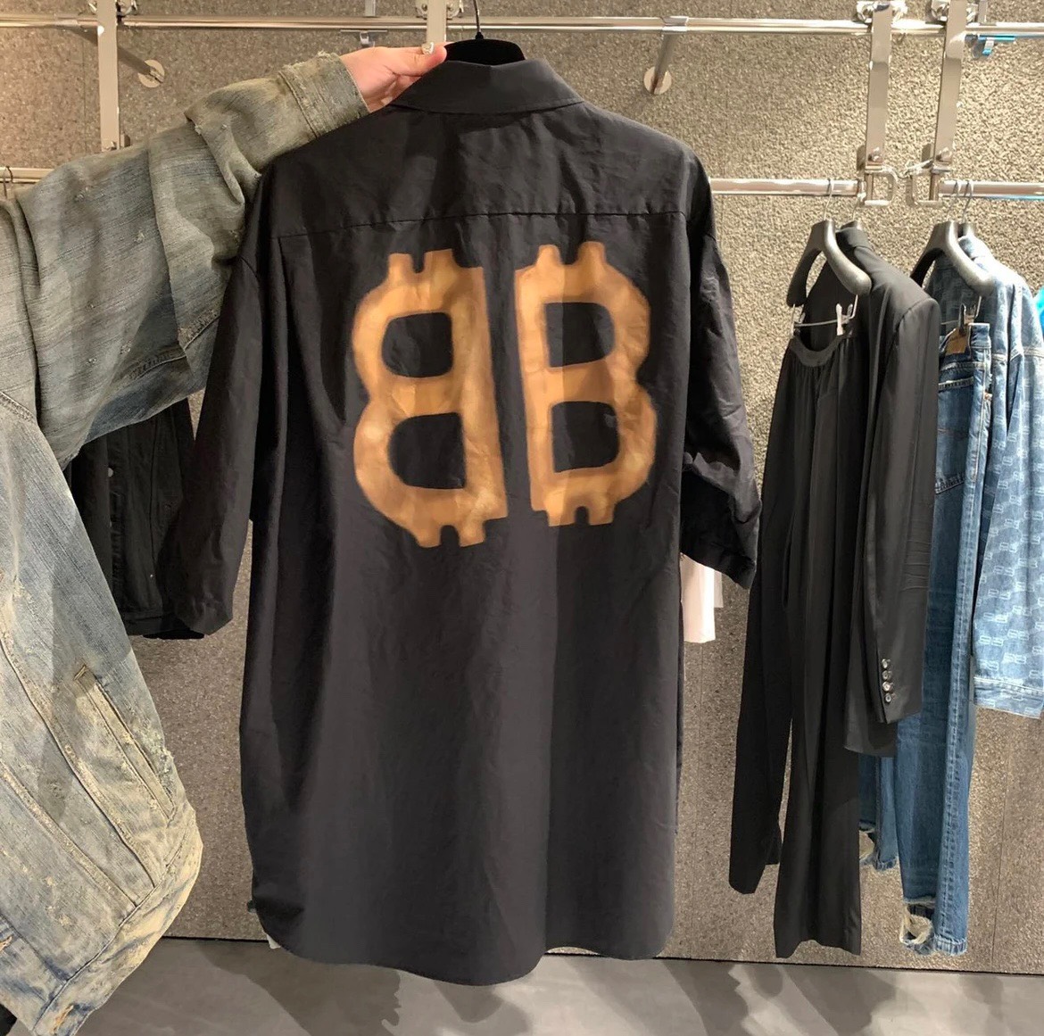 BALENCIAGA SHIRT - Áo Sơ Mi BLCG Crypto (BLACK) [MIRROR QUALITY]