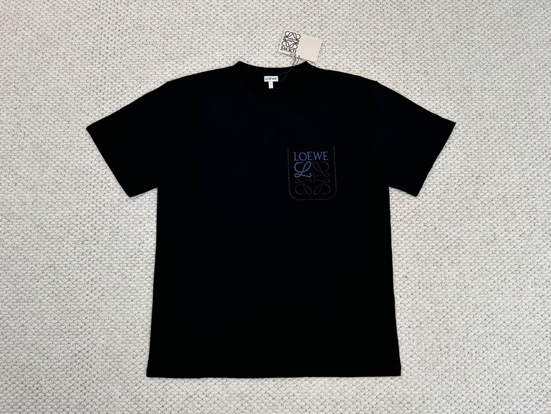 Áo Thun Loewe Two-tone Anagram Embroidered Patch (Black) [Mirror Quality]