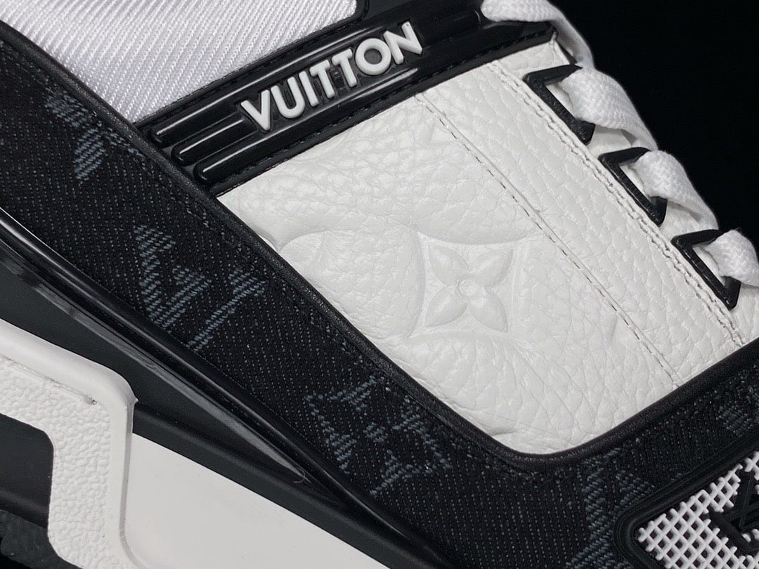 Giày LV Trainer Sneaker (Black) [Mirror Quality]