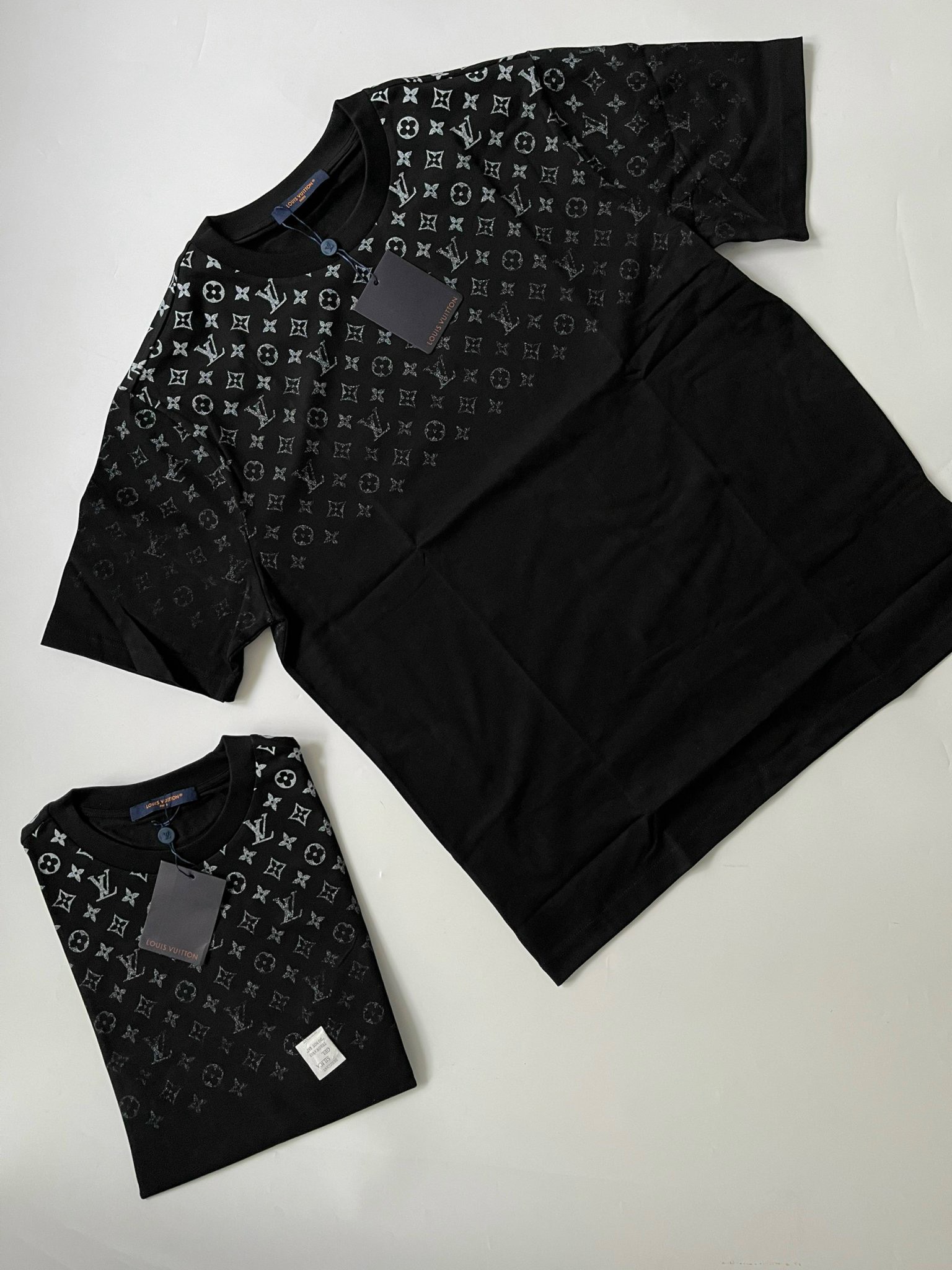 Áo Thun Louis Vuitton LV Gradient (Black) [Mirror Quality]