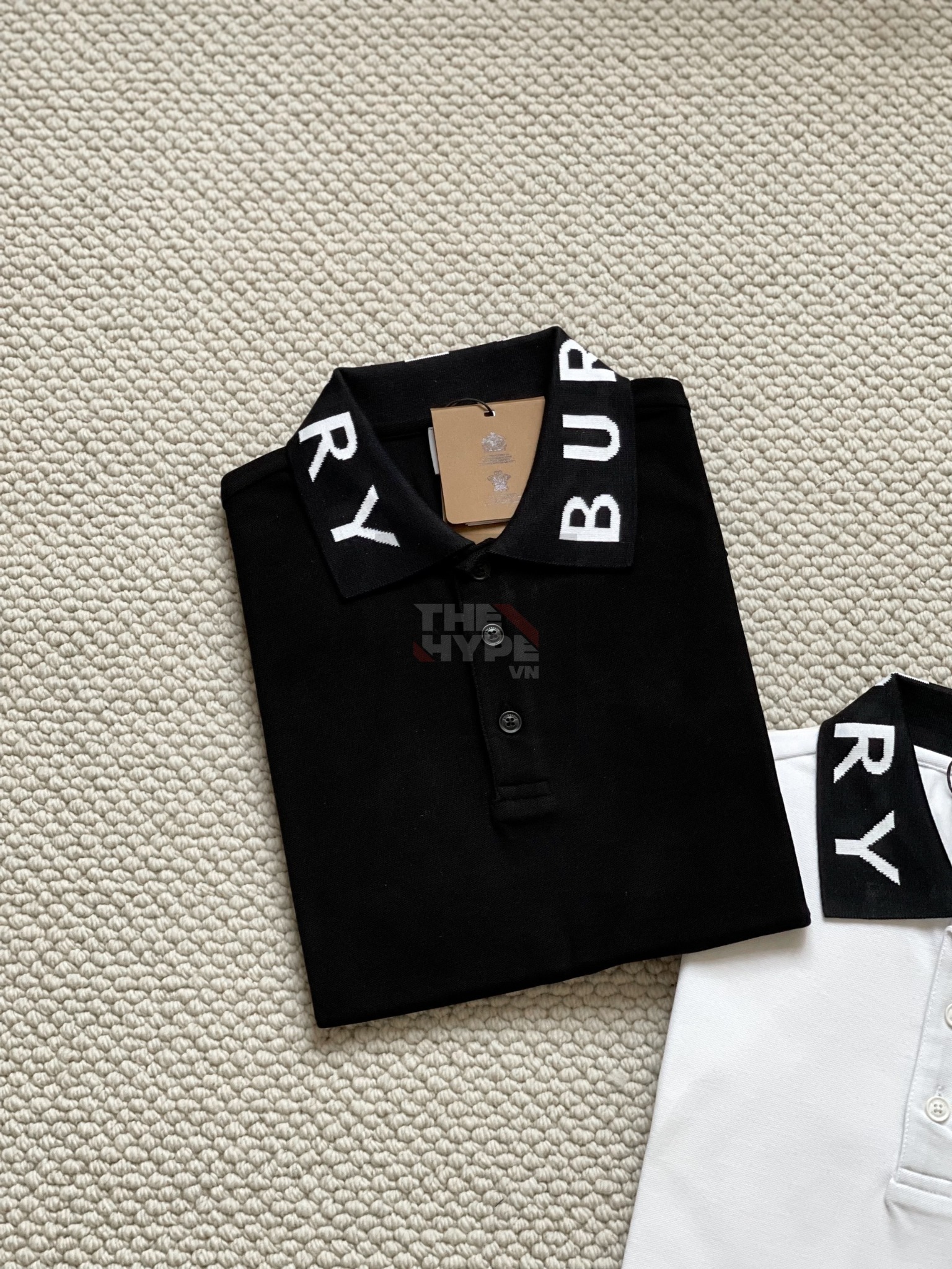 Áo Polo Burberry BBR Ryland Collar Logo (White) [Mirror Quality]