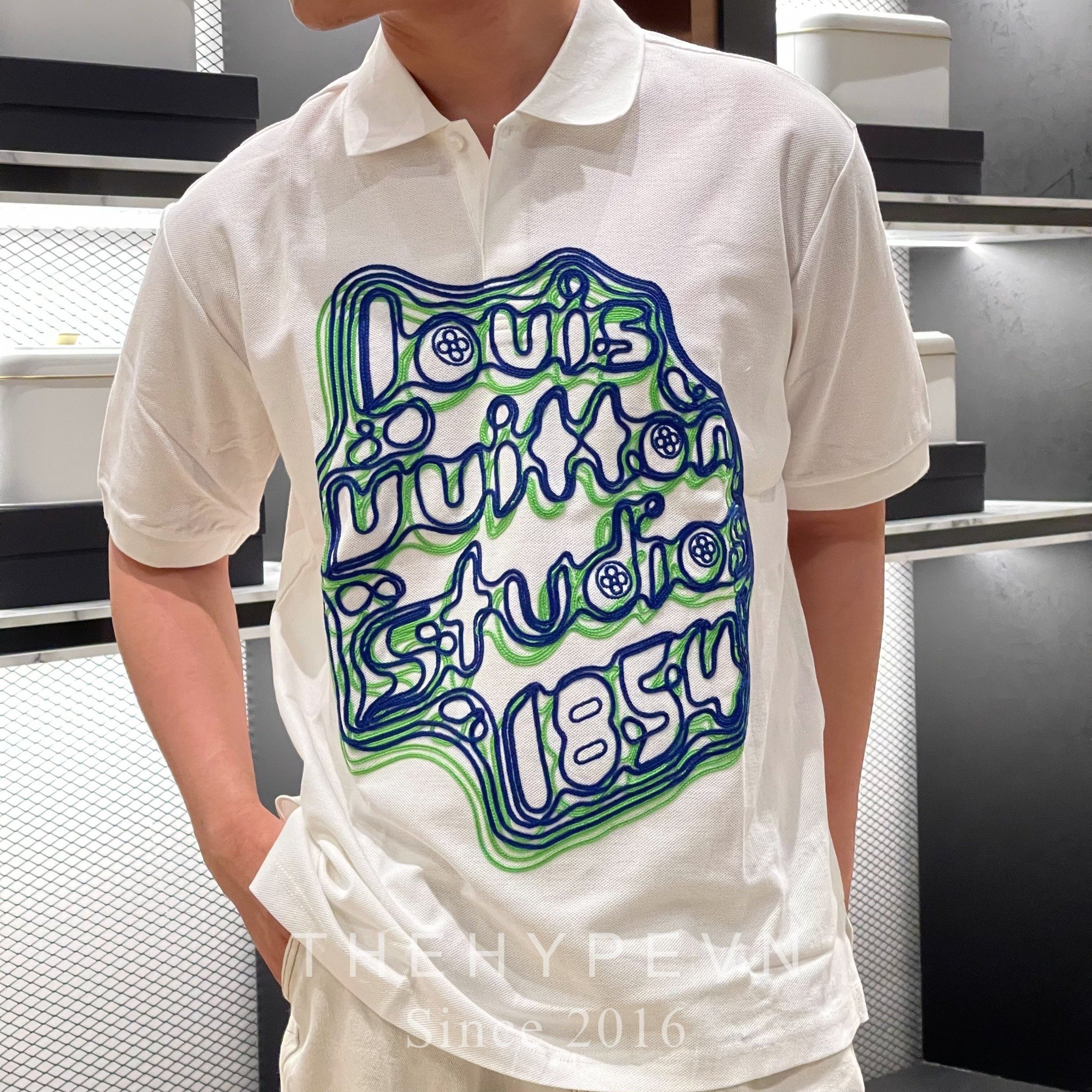 Áo Polo Louis Vuitton LV Studio 1854 (White) [Mirror Quality]