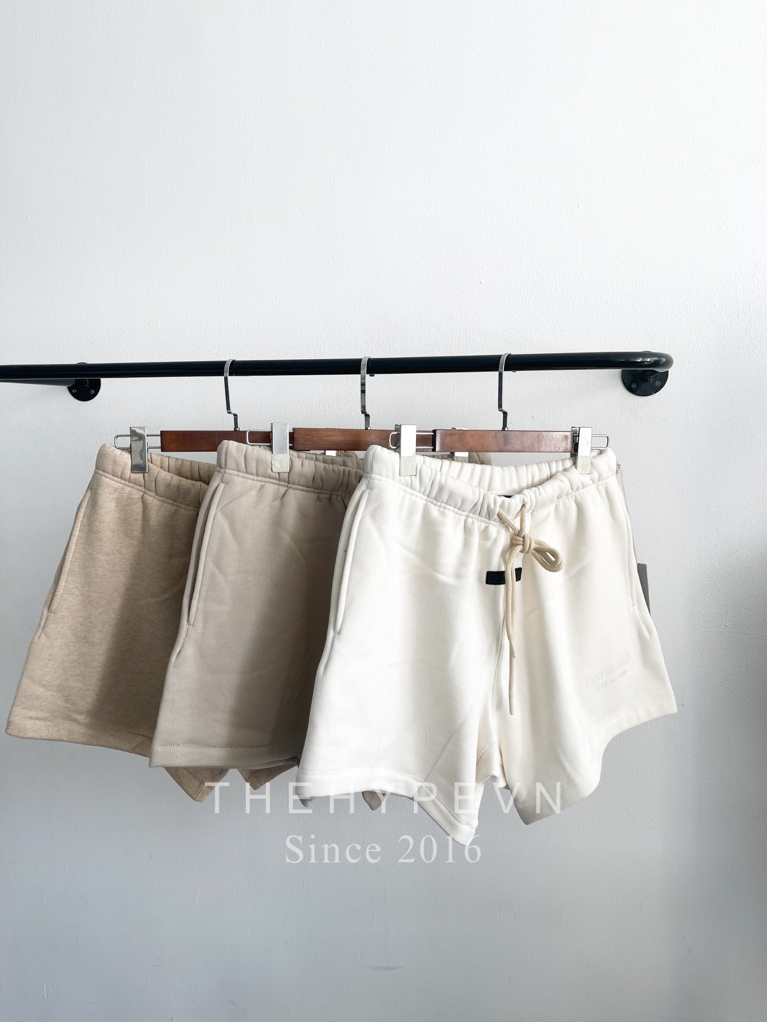 Quần shorts FOG Essentials Sweatshort SS24 (Gold Heather) [Mirror Quality]