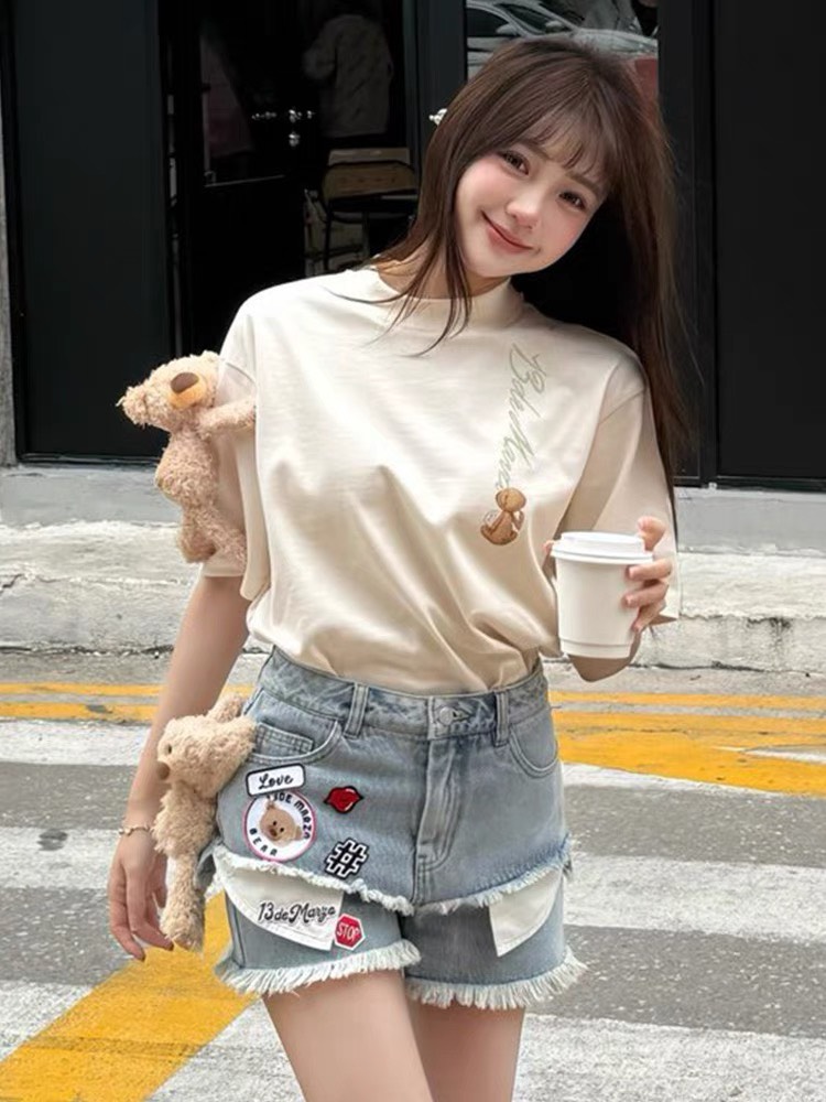 13DE MARZO TEE - Áo Thun Macaron Logo (White) Best Quality
