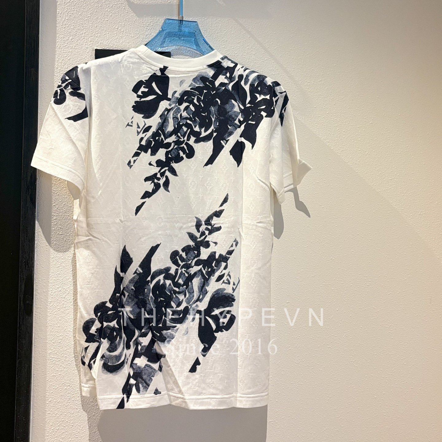 Áo Thun Louis Vuitton LV FLower Motif Ribbed Collar (White) [Mirror Quality]