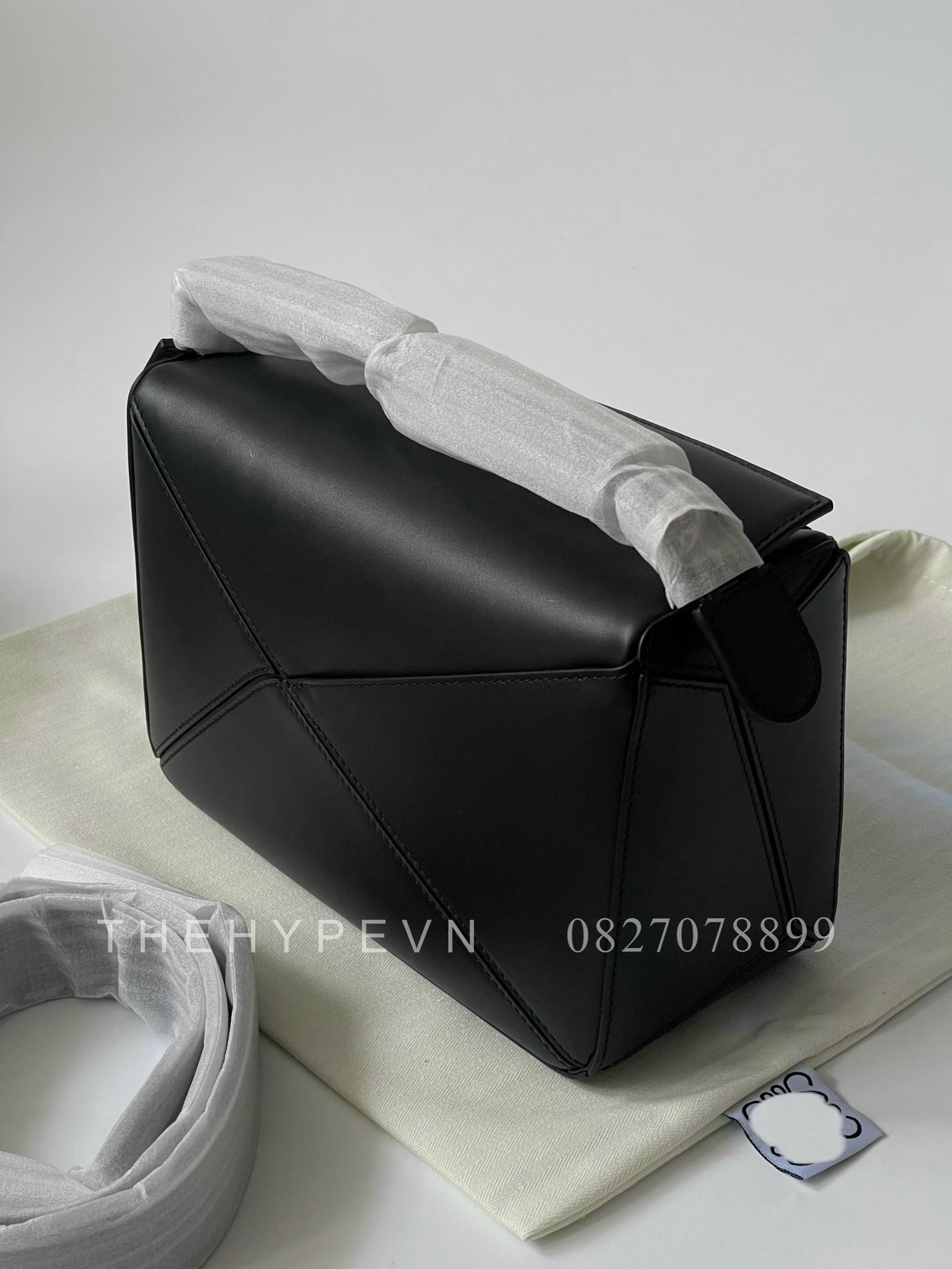 Túi Loewe Puzzle Classis Calfskin (Black) [Mirror Quality]