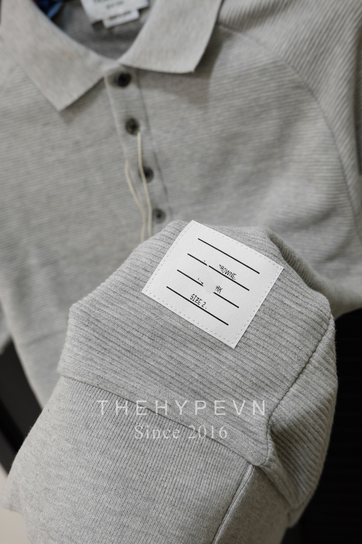 ÁO POLO THOM BROWNE TB OTTOMAN 4 BAR SADDLE (GREY)