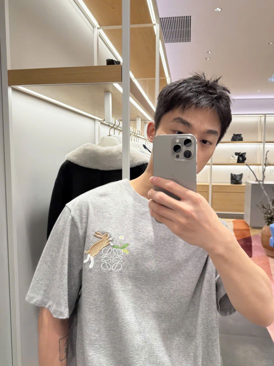 ÁO THUN LOEWE BUNNIES ANAGRAM (GREY)