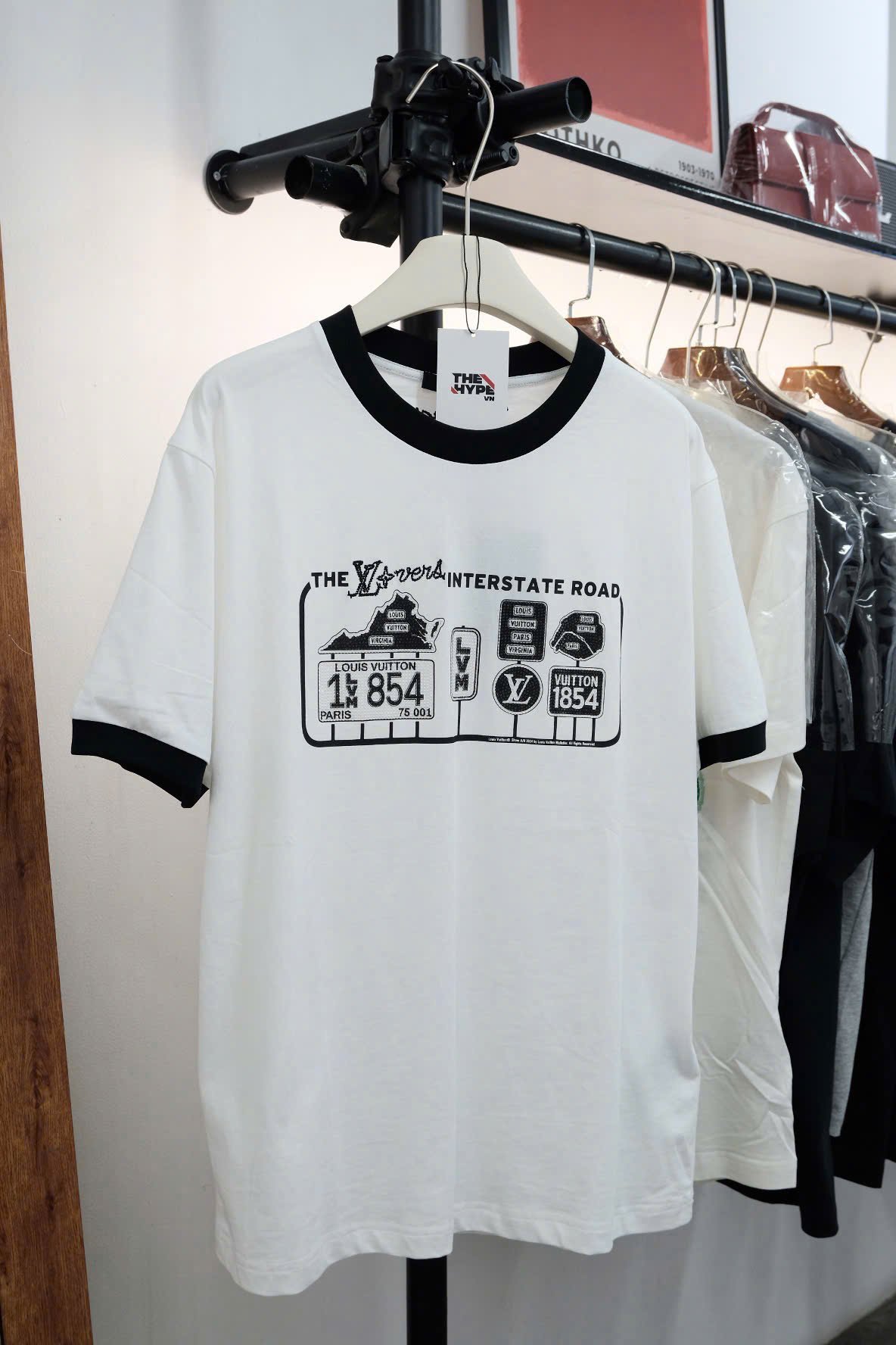 ÁO THUN LOUIS VUITTON LV EMBELLISHED FW14 (WHITE)