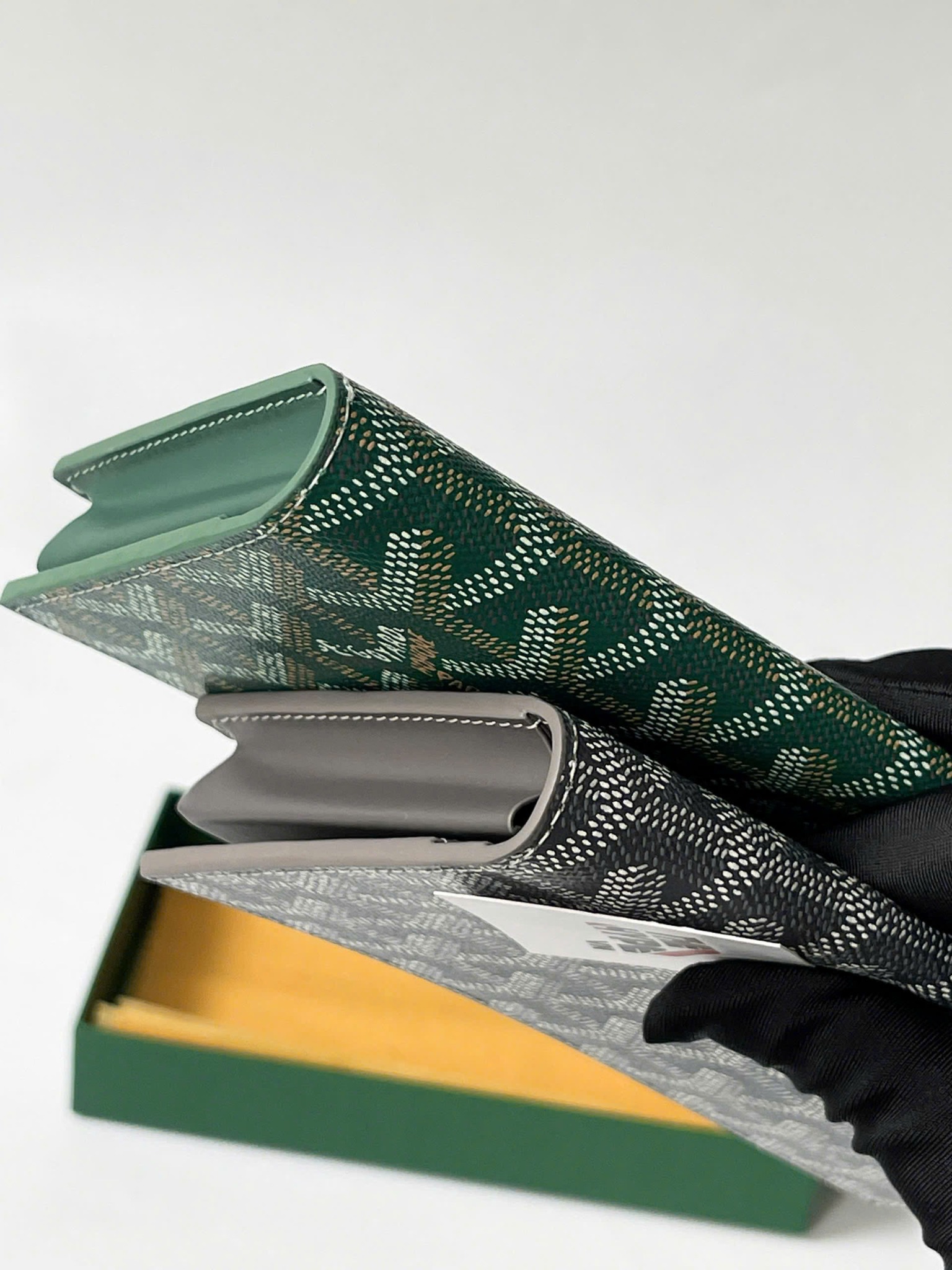 VÍ DÀI GOYARD SAINT LAMBERT WALLET (GREY)