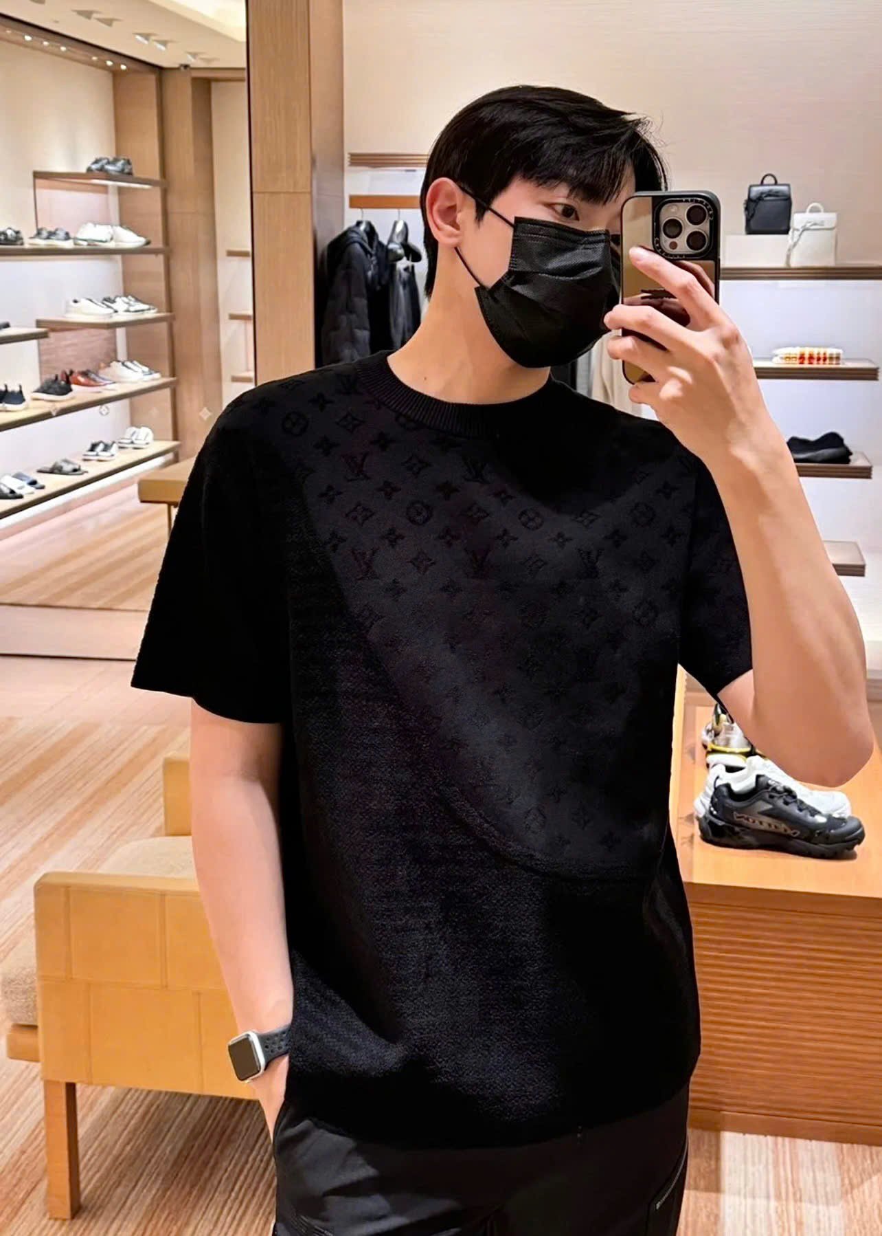 ÁO THUN LOUIS VUITTON LV GRAPHIC JACQUARD 2025 (BLACK)